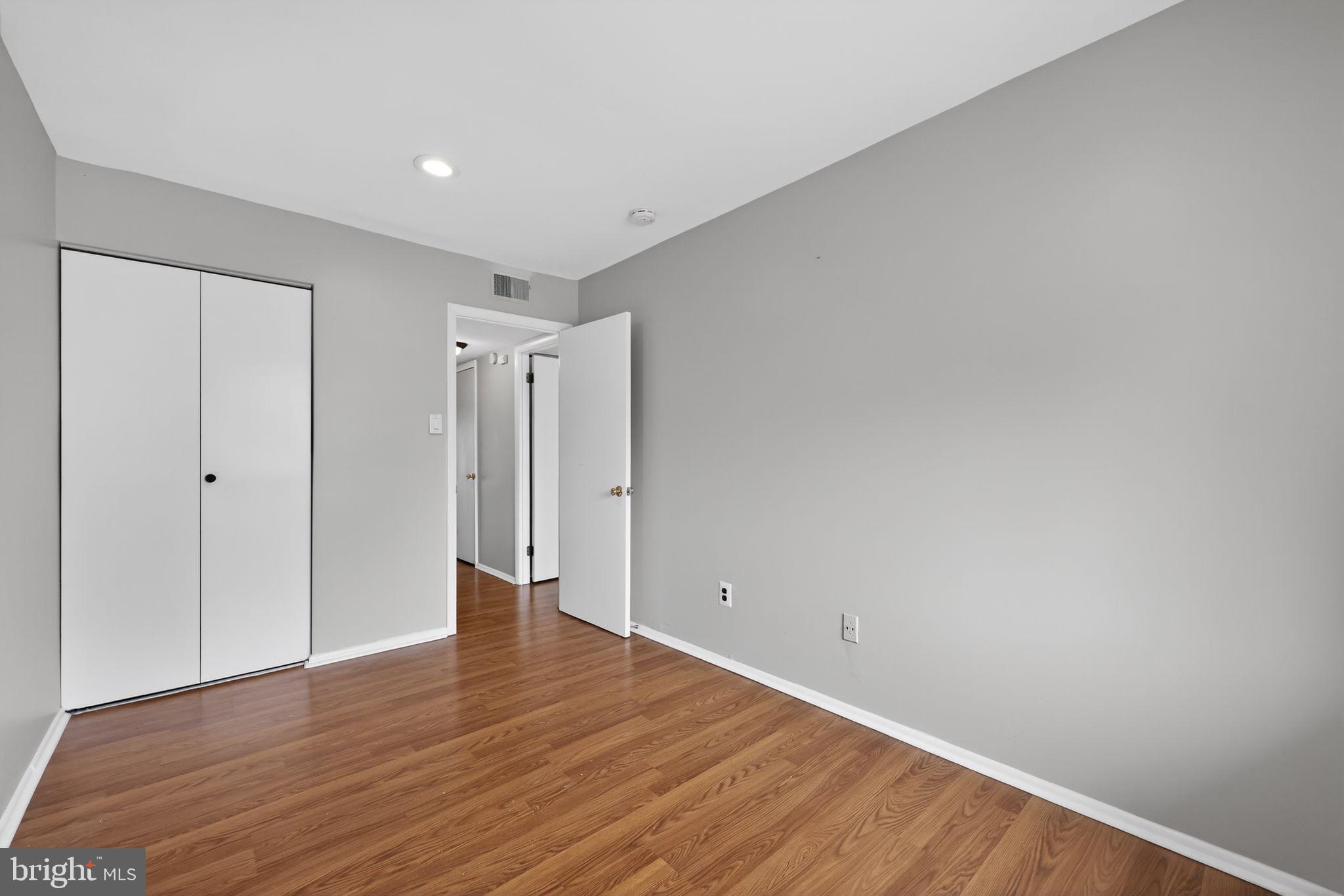 SAYBROOK VIL - Residential