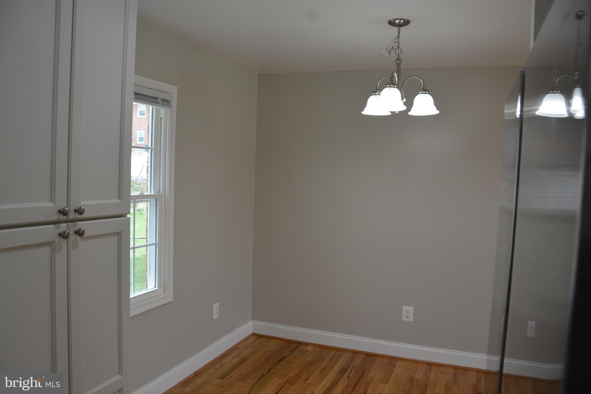 ROYAL VILLAGE - Residential Lease