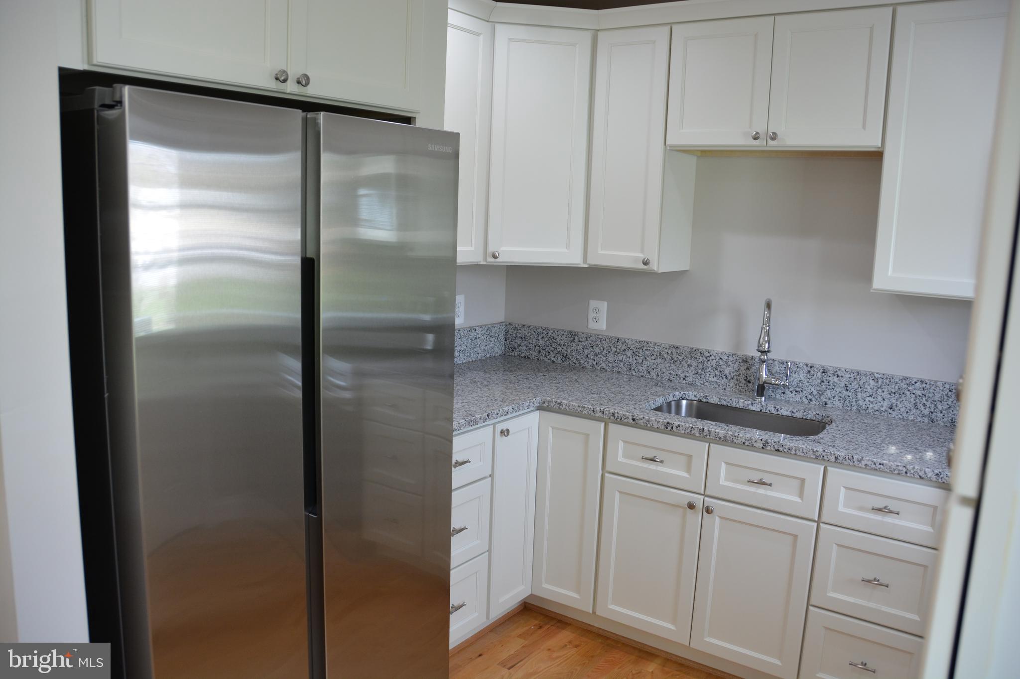 ROYAL VILLAGE - Residential Lease