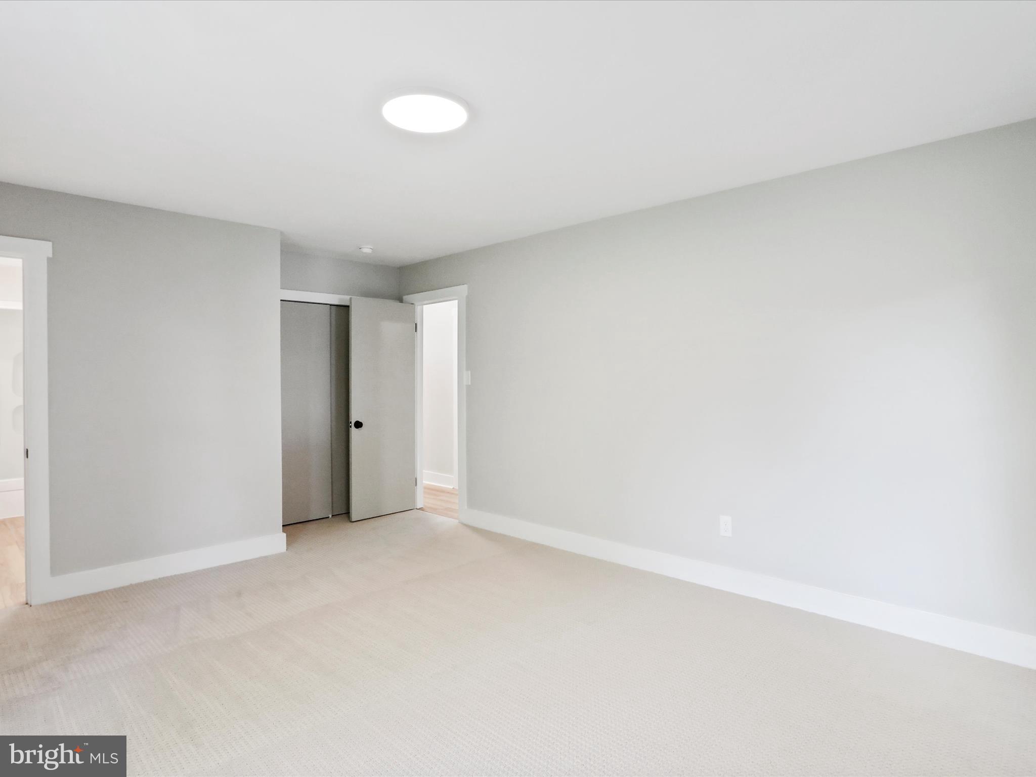 LAKEWOOD HILLS - Residential