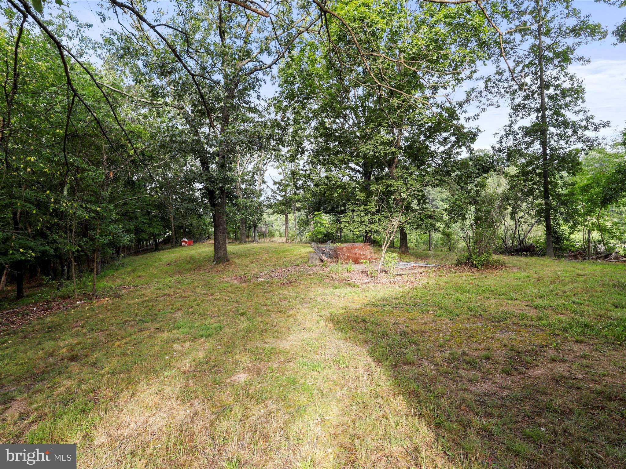 LAKEWOOD HILLS - Residential