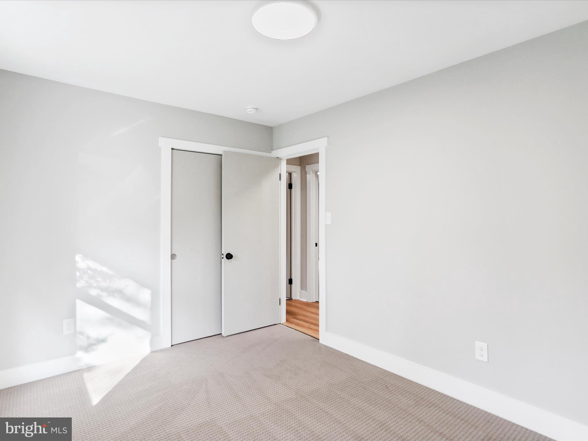 LAKEWOOD HILLS - Residential