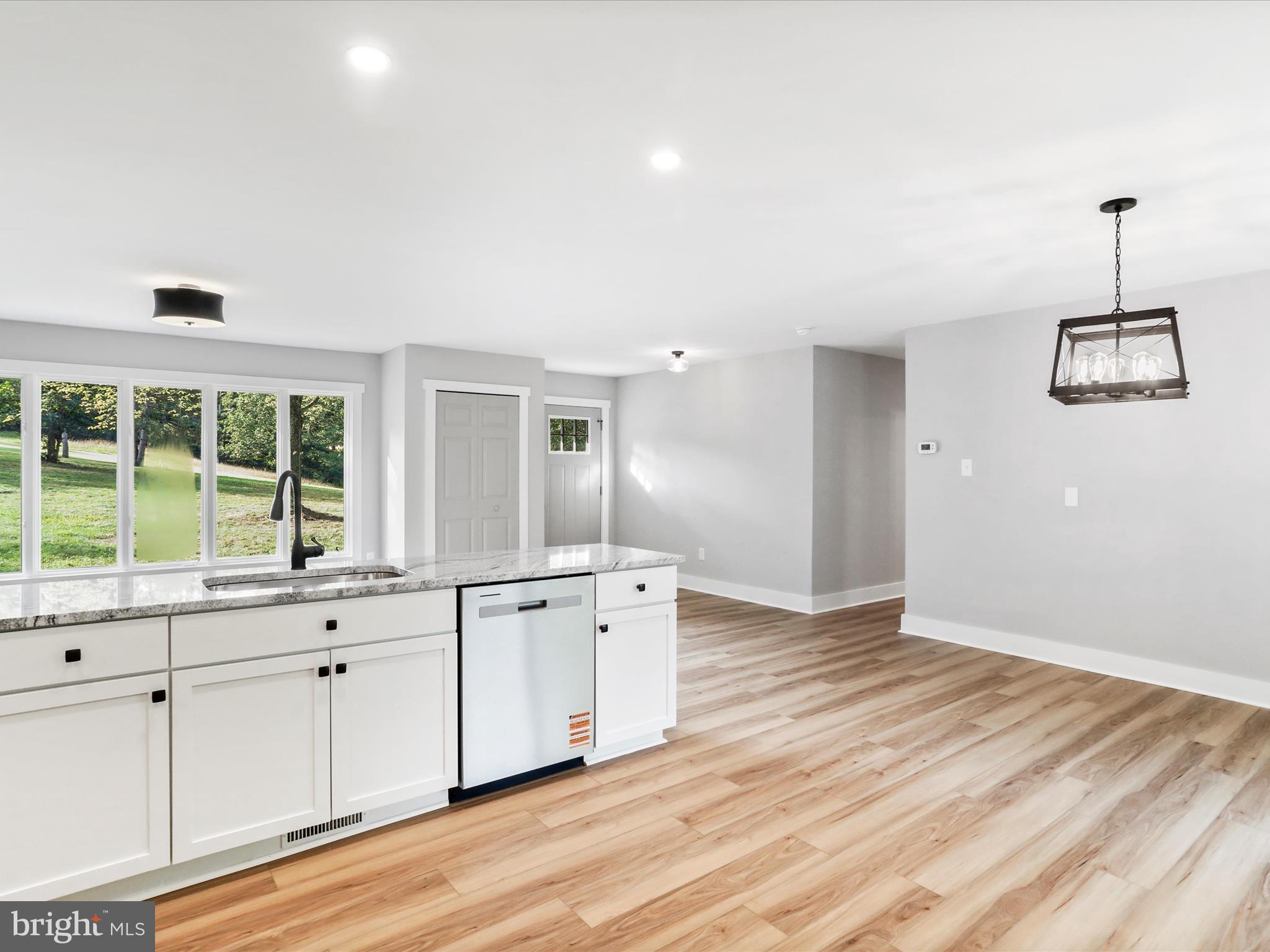 LAKEWOOD HILLS - Residential