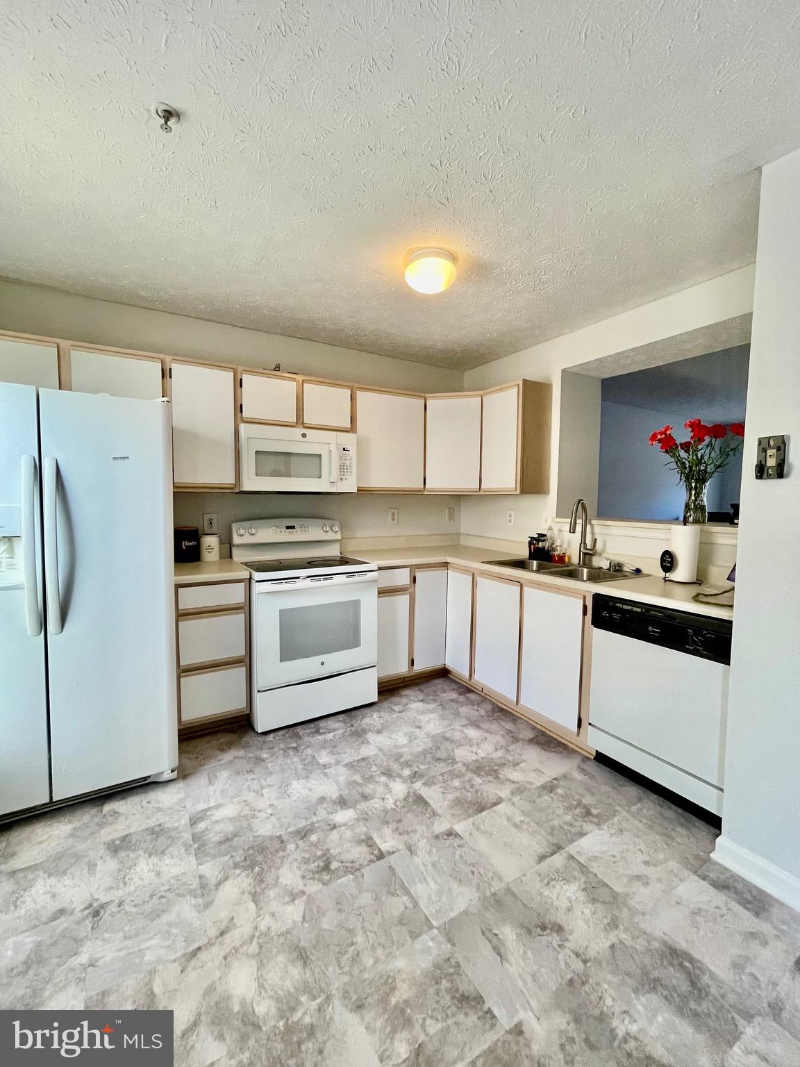 PLEASANT WALK - Residential