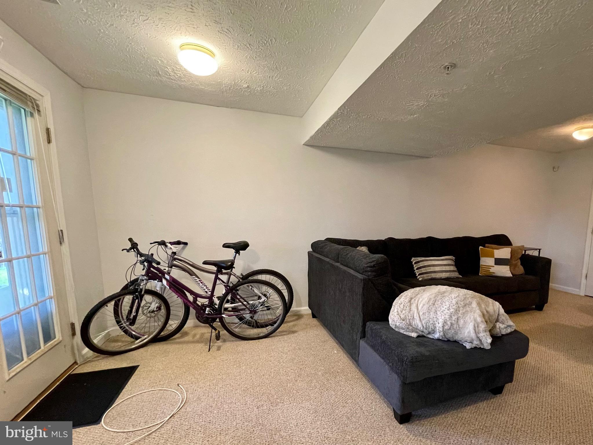 PLEASANT WALK - Residential