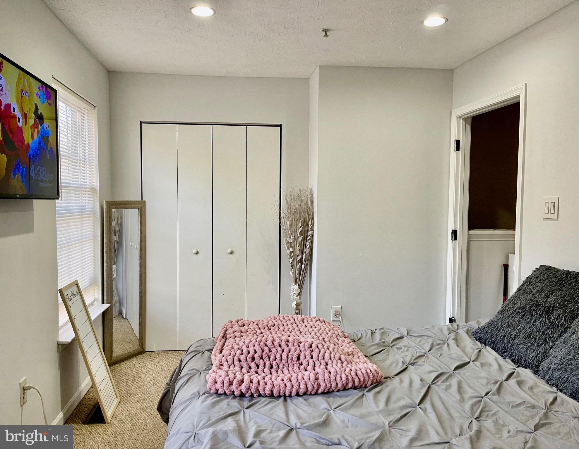 PLEASANT WALK - Residential