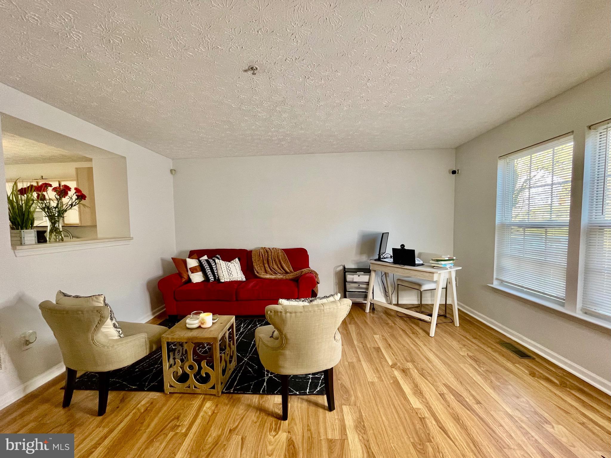 PLEASANT WALK - Residential