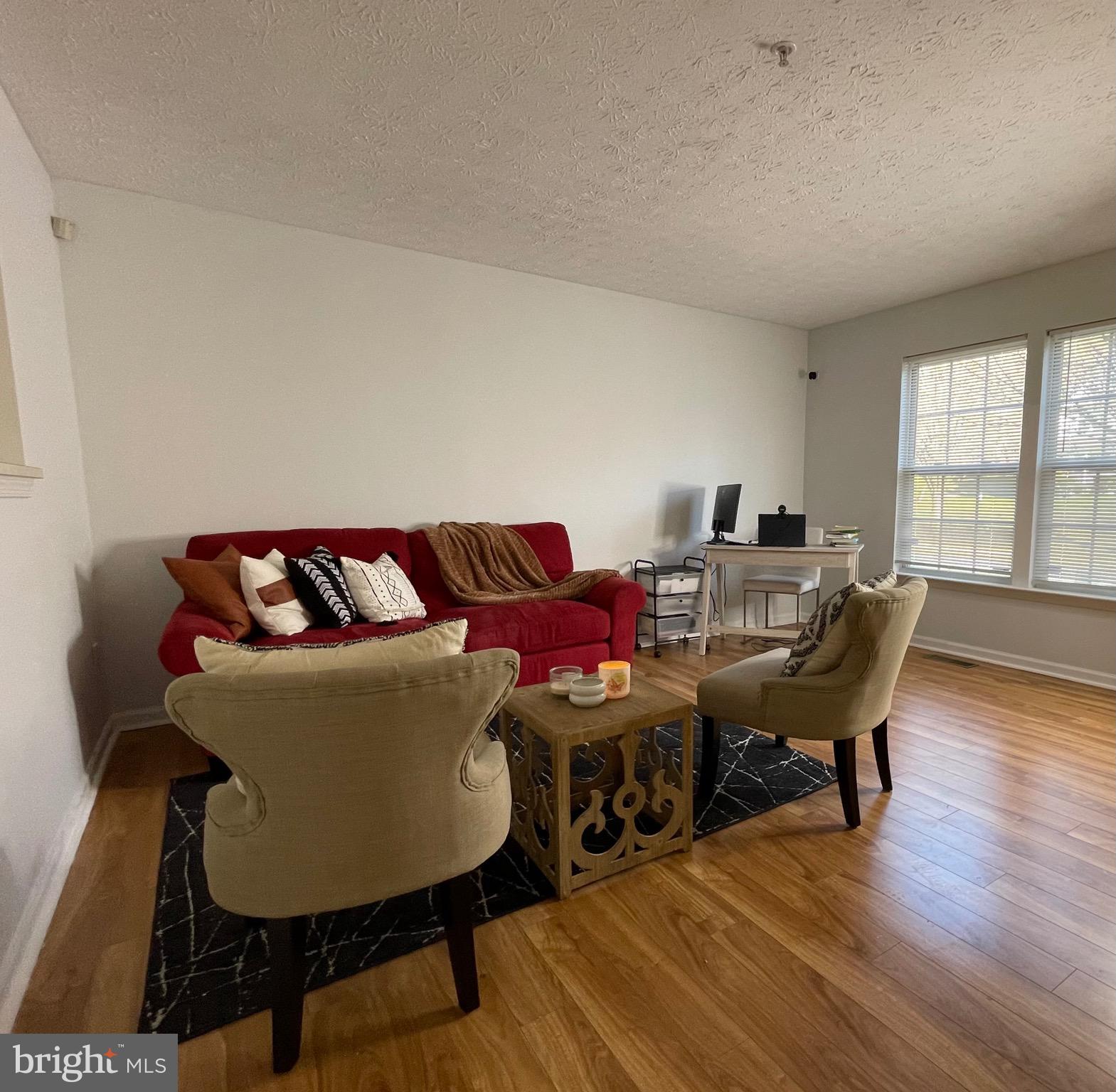 PLEASANT WALK - Residential