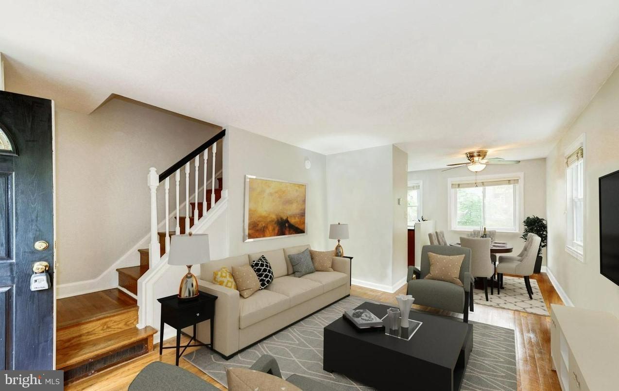 HUNTINGTON - Residential Lease