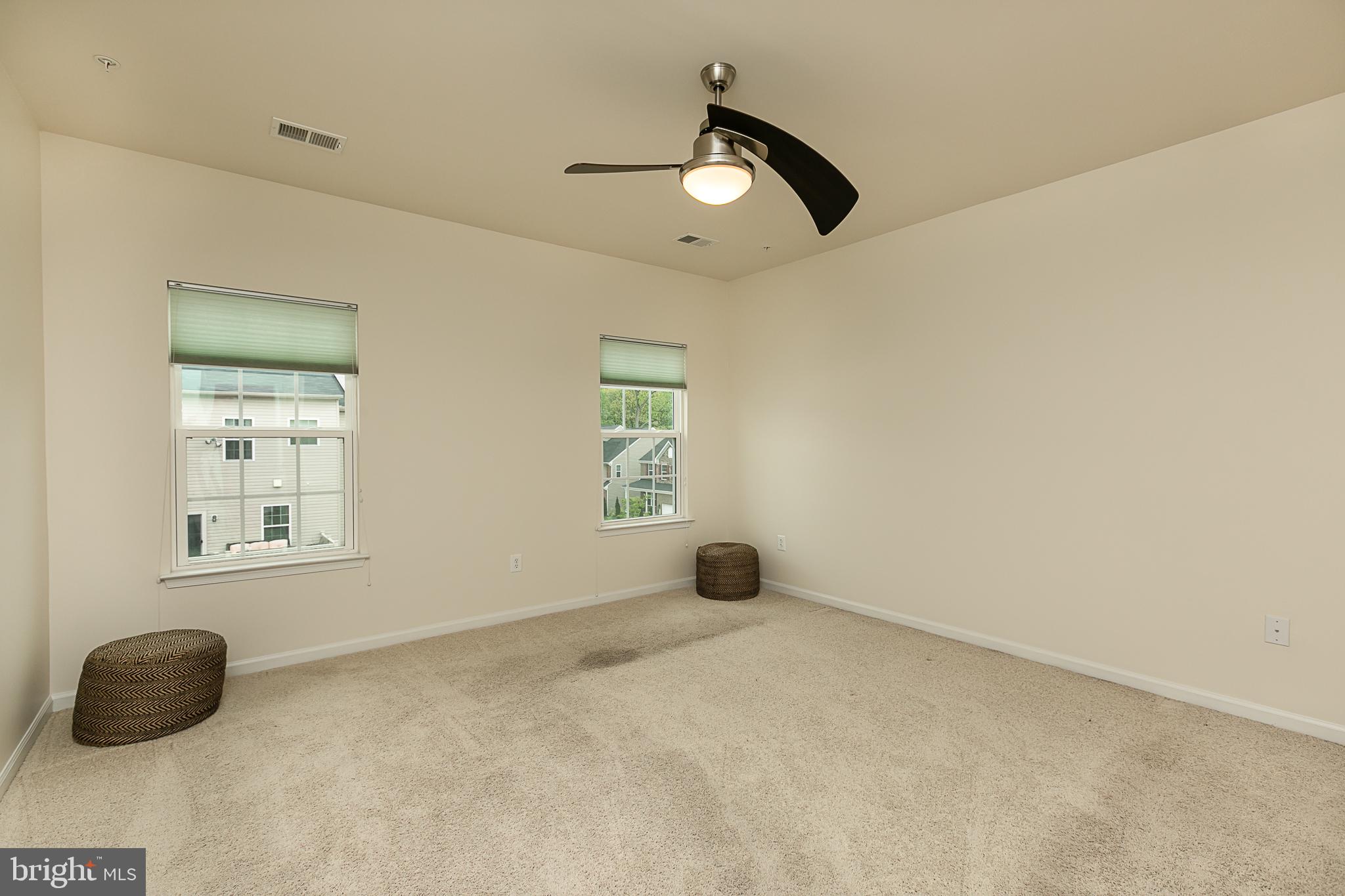 CAPITOL HEIGHTS - Residential Lease