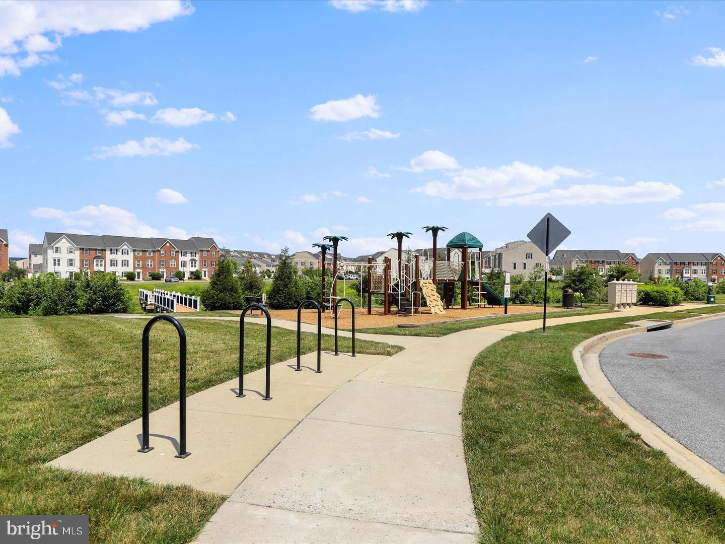 LINTON AT BALLENGER - Residential