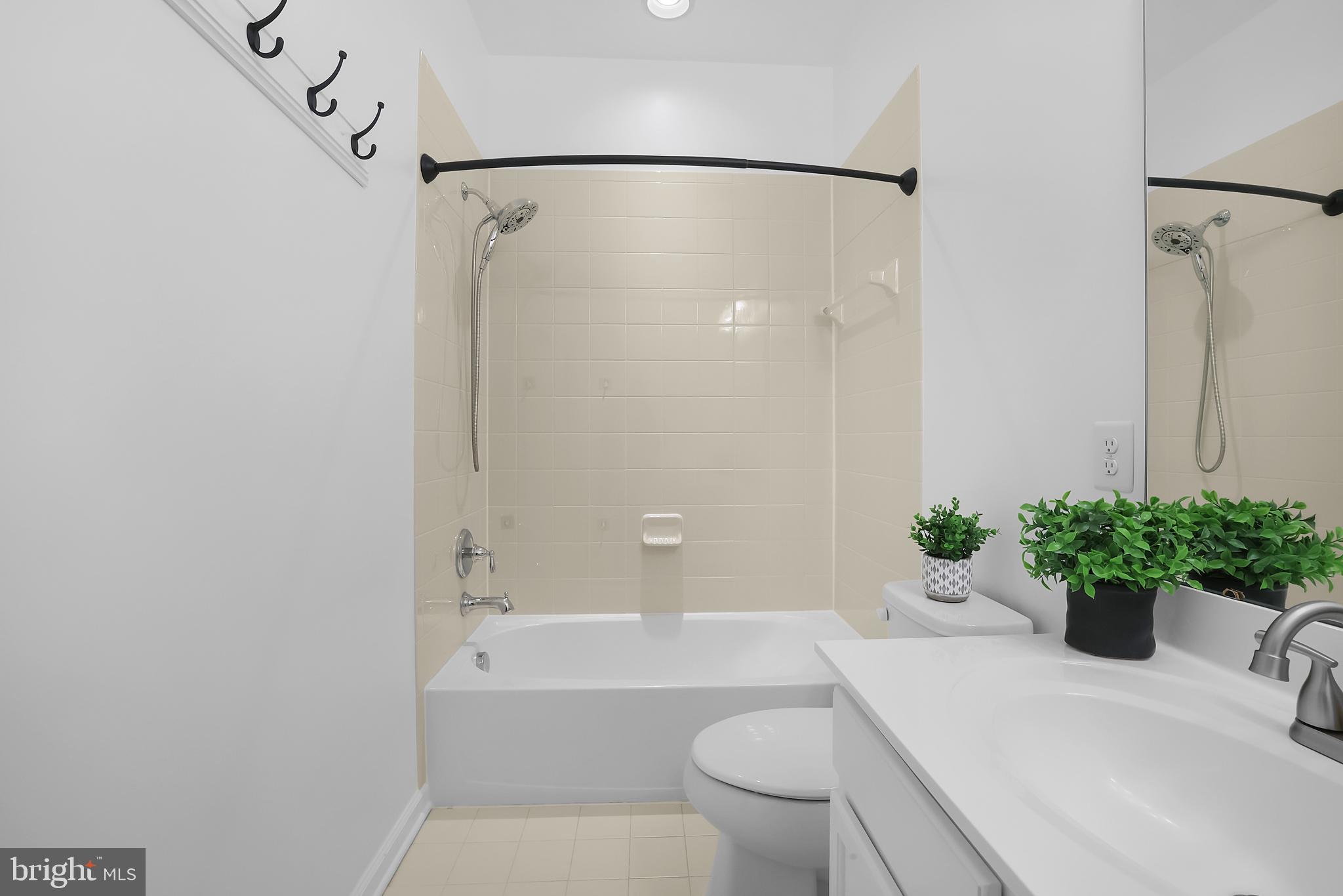 LINTON AT BALLENGER - Residential