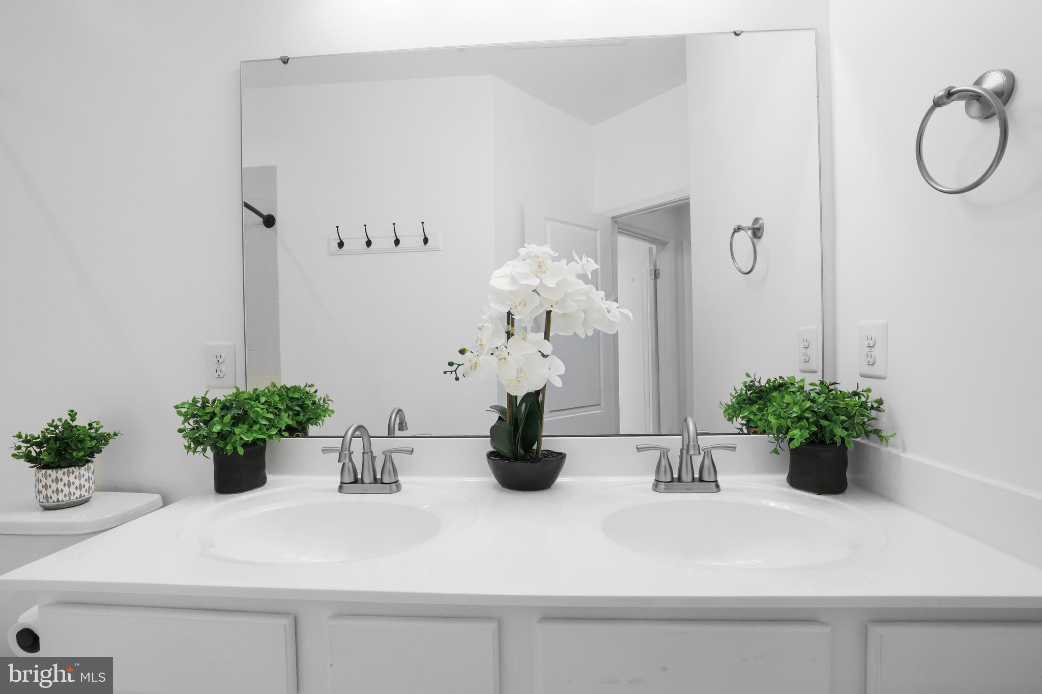 LINTON AT BALLENGER - Residential