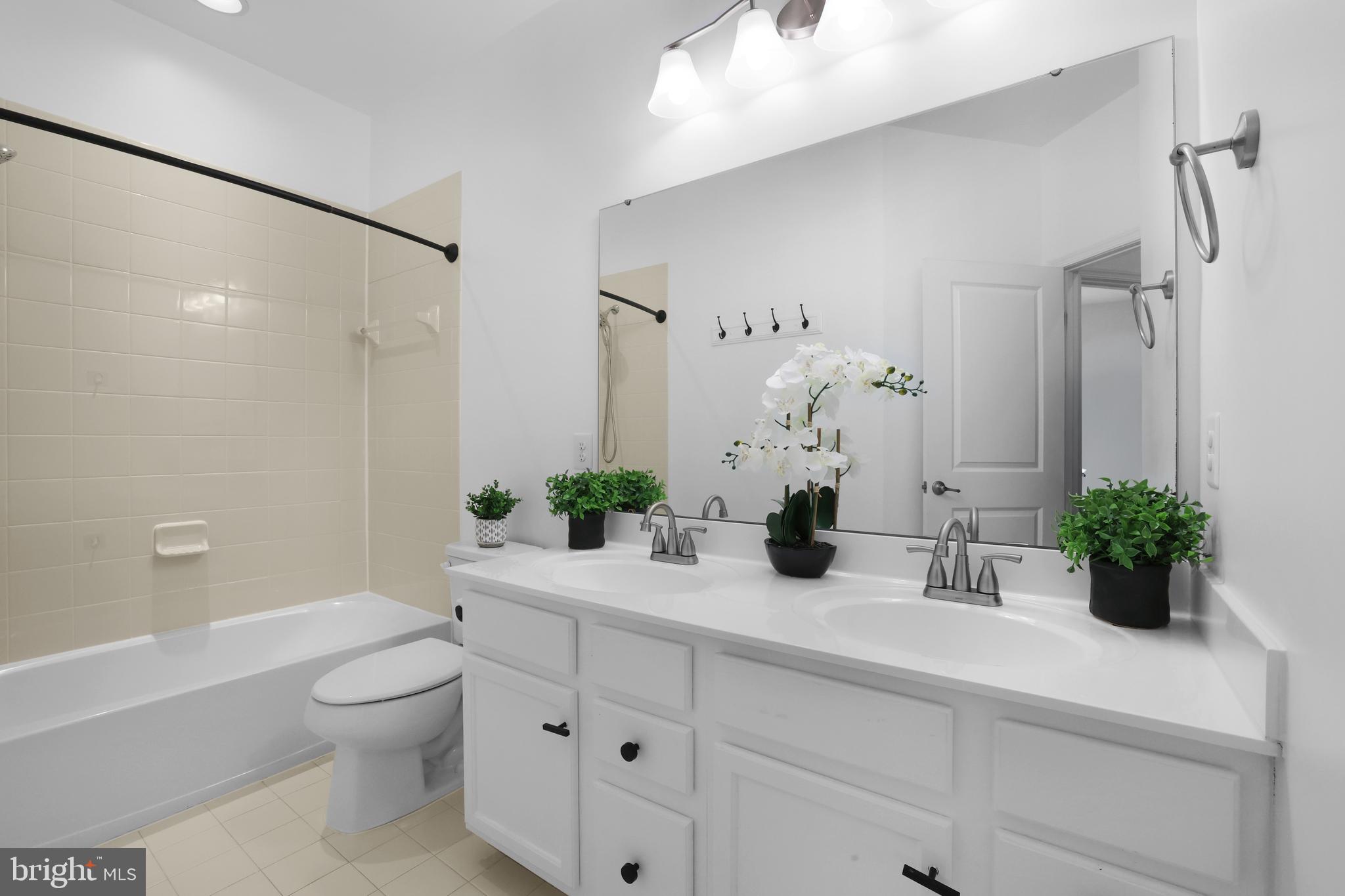 LINTON AT BALLENGER - Residential