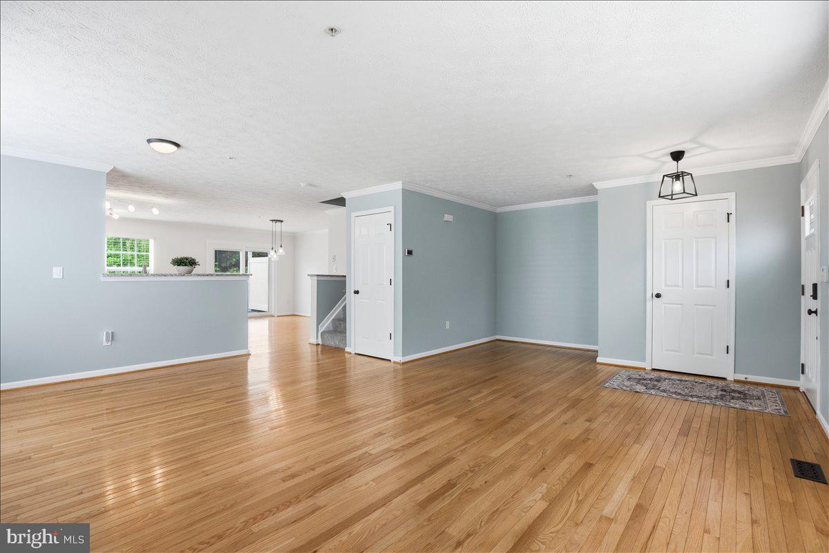 BAYVIEW HILLS - Residential