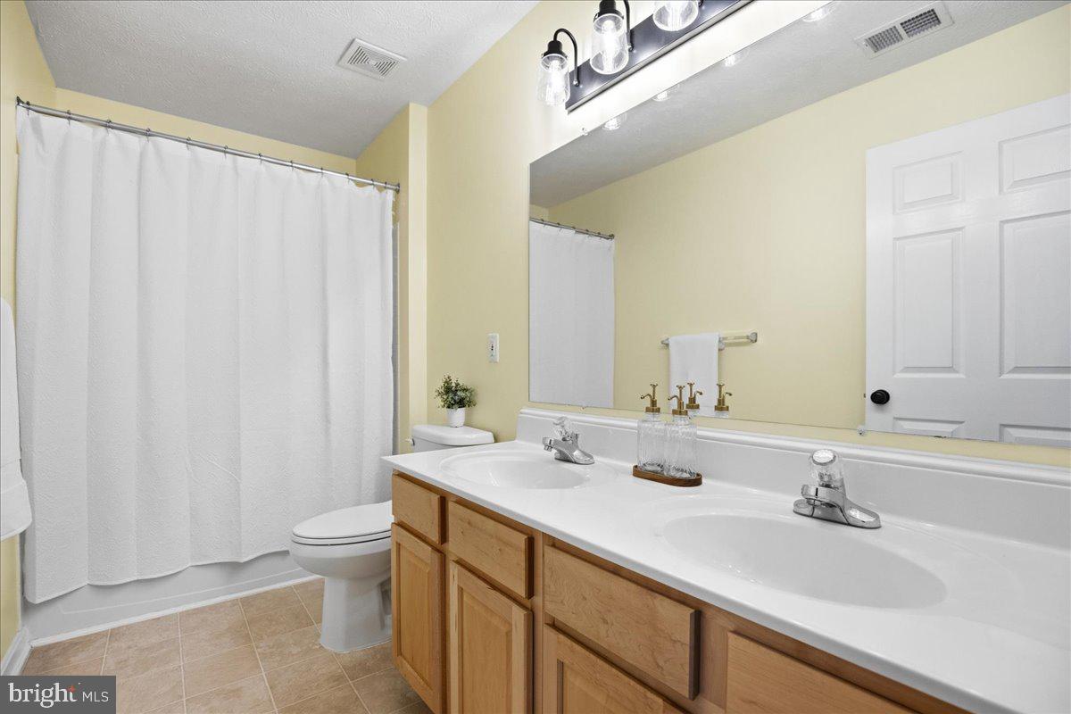 BAYVIEW HILLS - Residential
