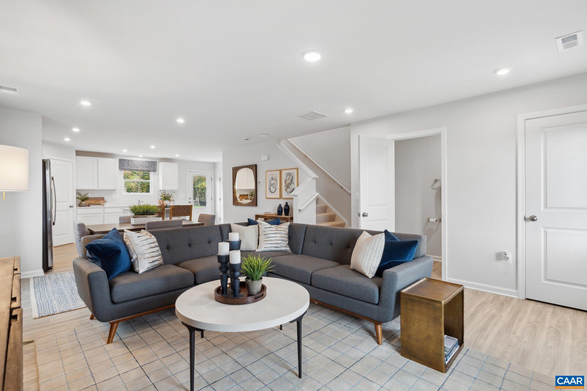 75 SAXON ST