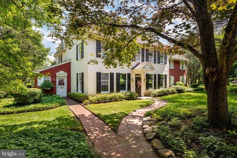 2070 HUNTINGDON ROAD HUNTINGDON VALLEY PA 19006