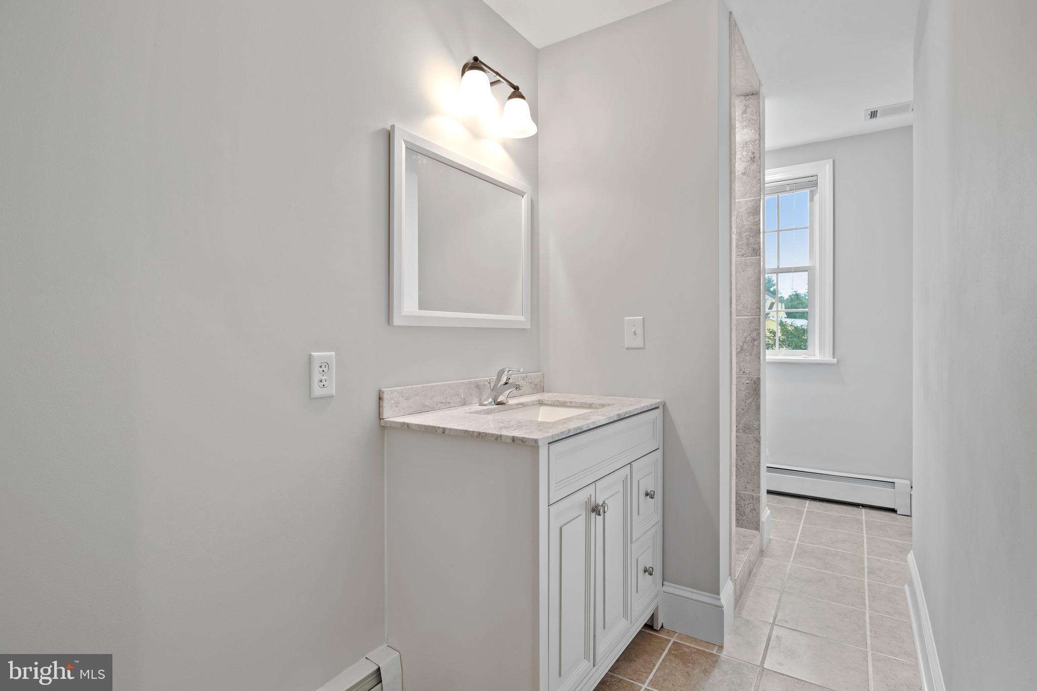 MONKTON - Residential