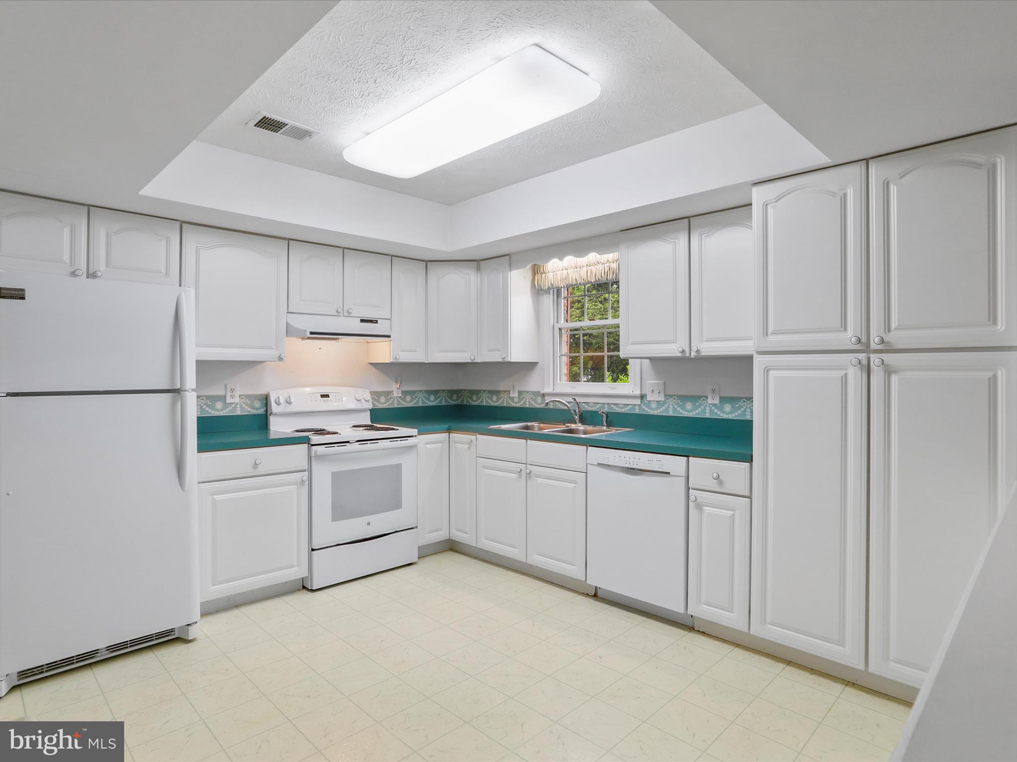 WEST IRVIN HEIGHTS - Residential