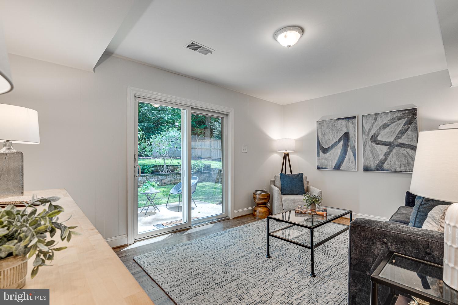 KINGS PARK WEST - Residential