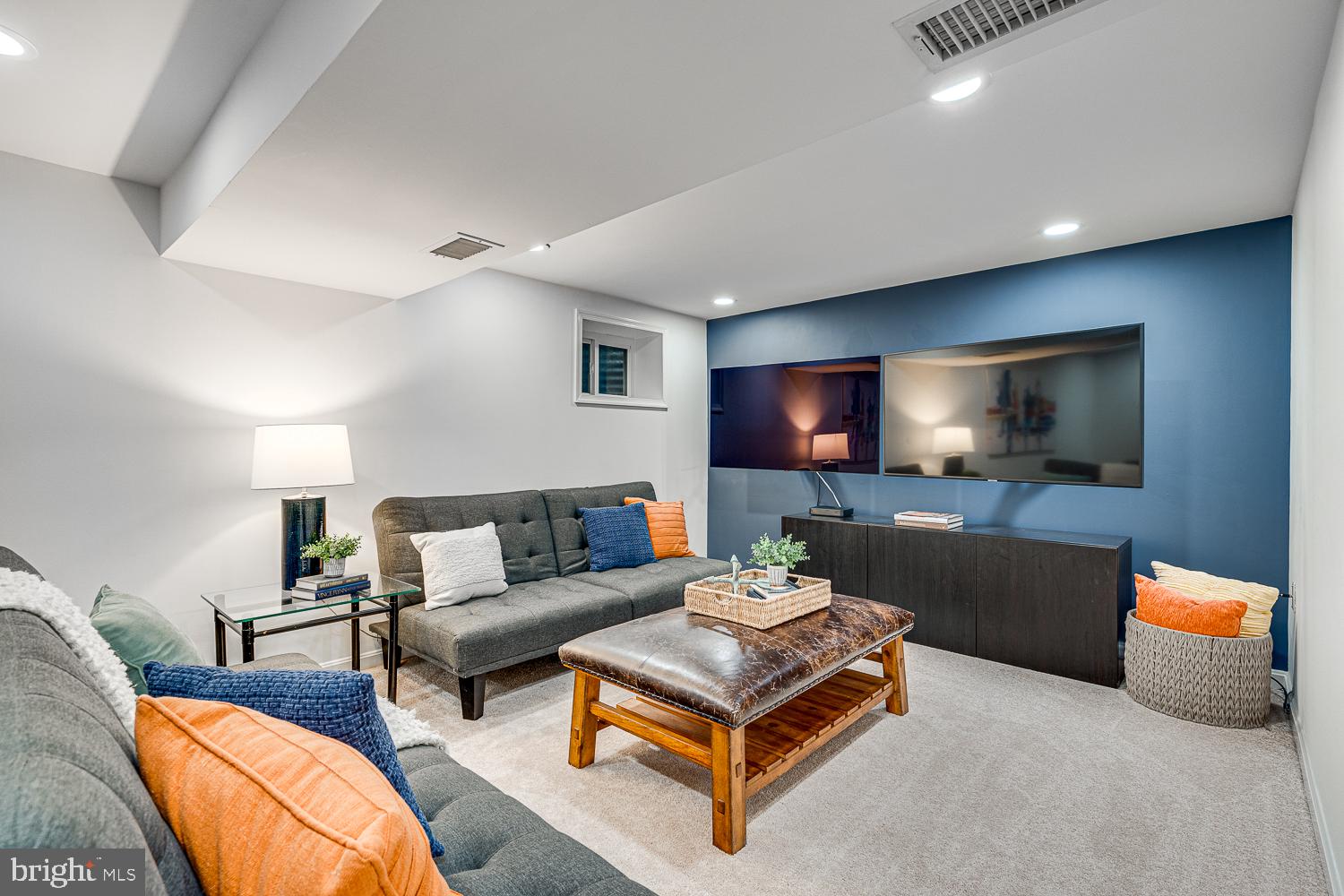 KINGS PARK WEST - Residential