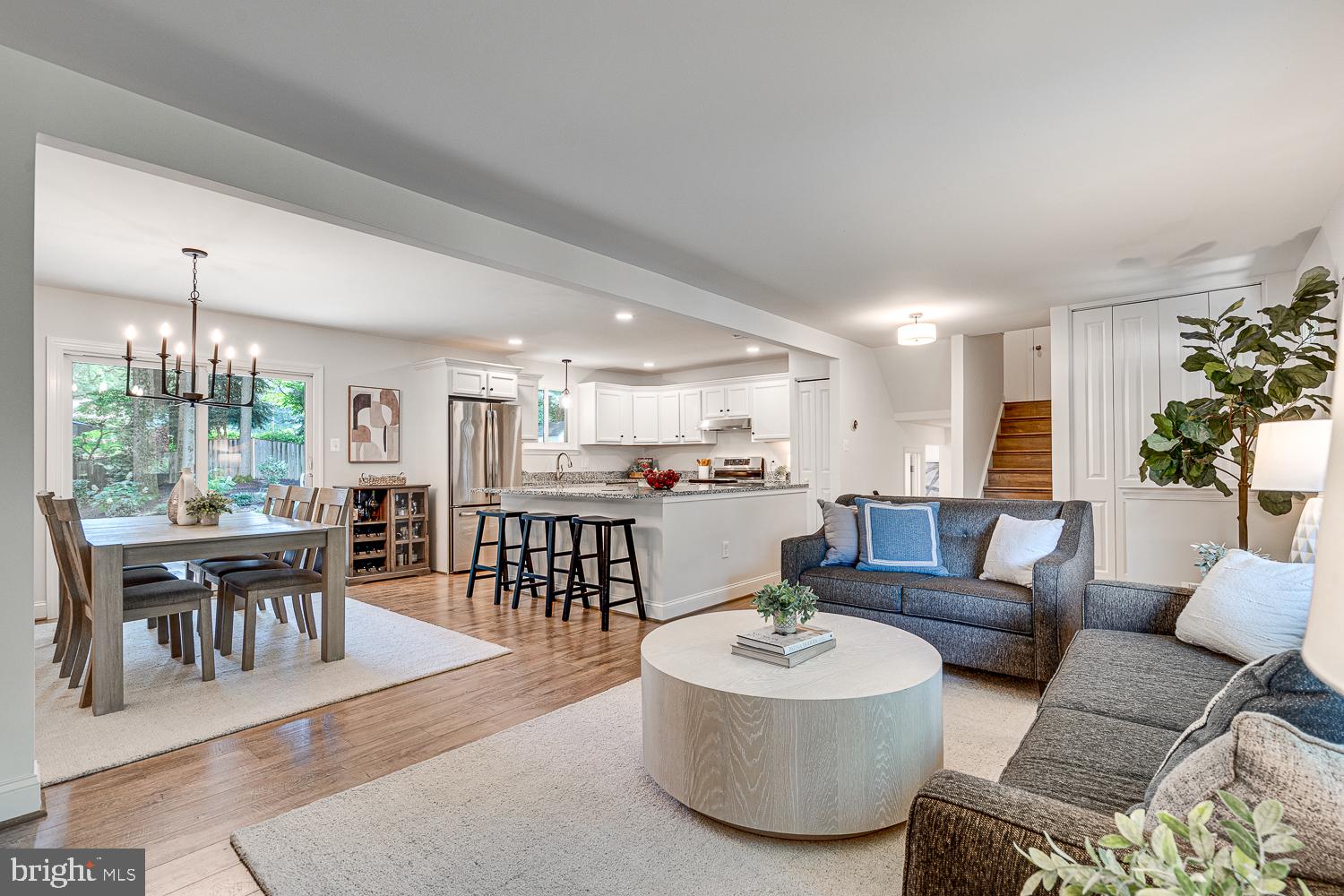 KINGS PARK WEST - Residential