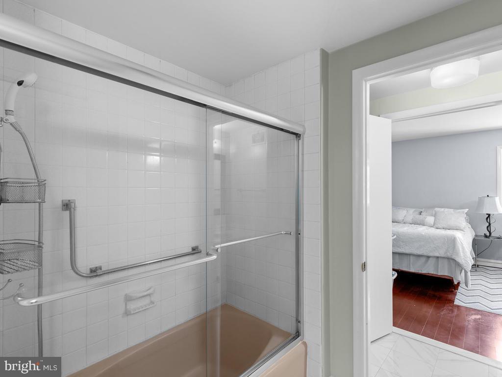 MONTGOMERY MUTUAL COOP - Residential