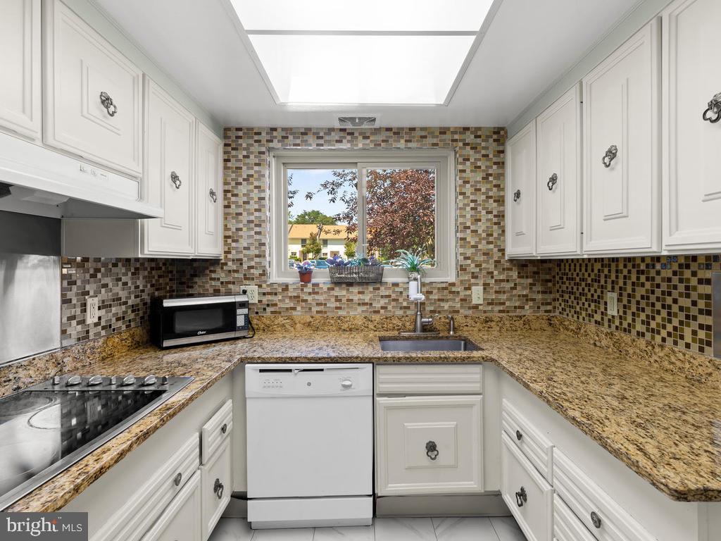 MONTGOMERY MUTUAL COOP - Residential