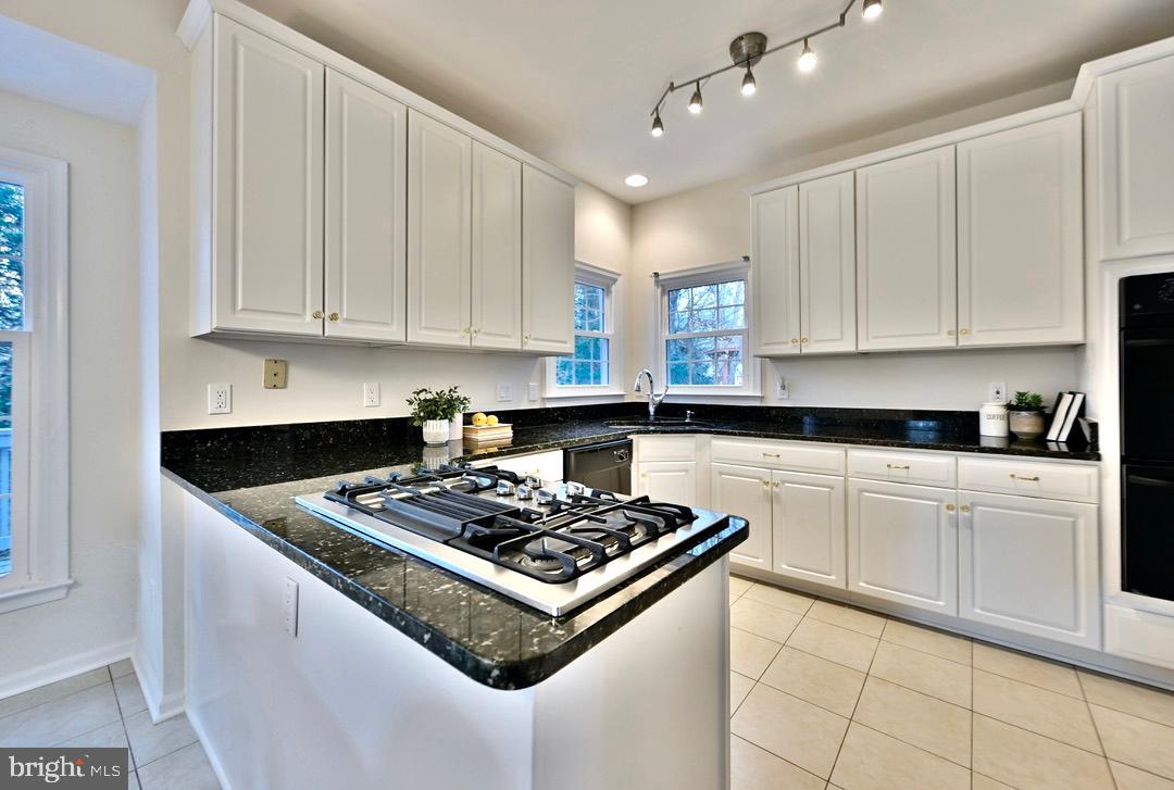 GREAT FALLS OVERLOOK - Residential