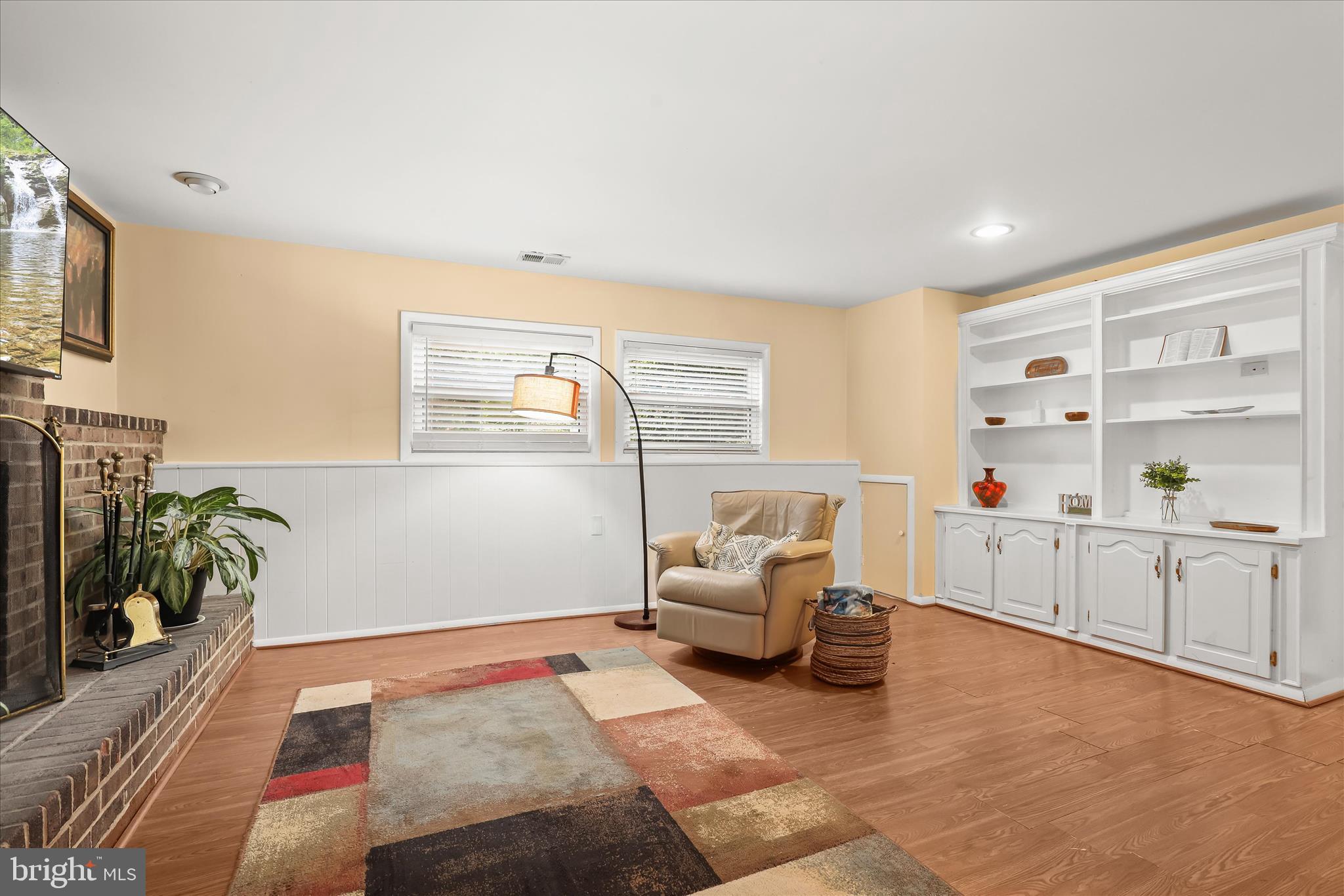 FOSTER BRANCH - Residential