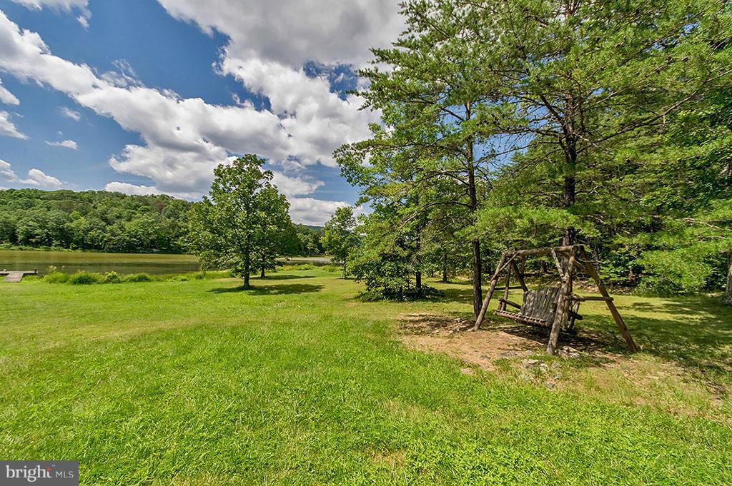 LAKE FERNDALE - Residential
