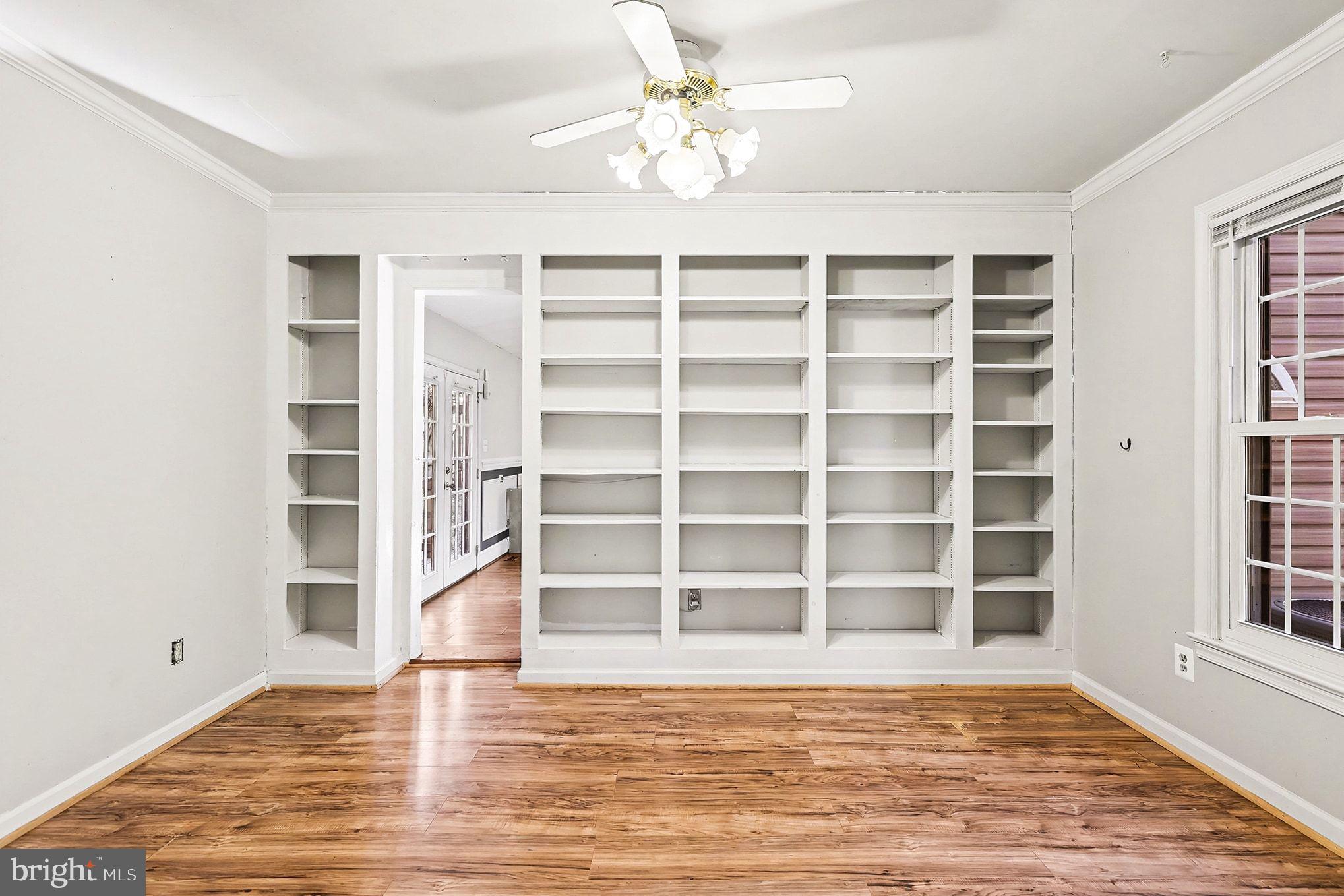 SHERATON HILLS EAST - Residential