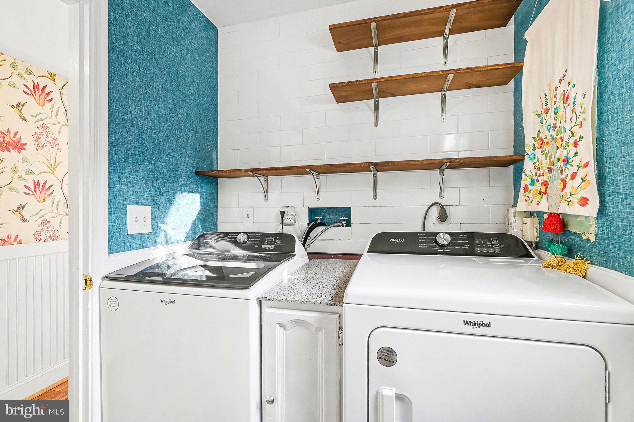 SHERATON HILLS EAST - Residential