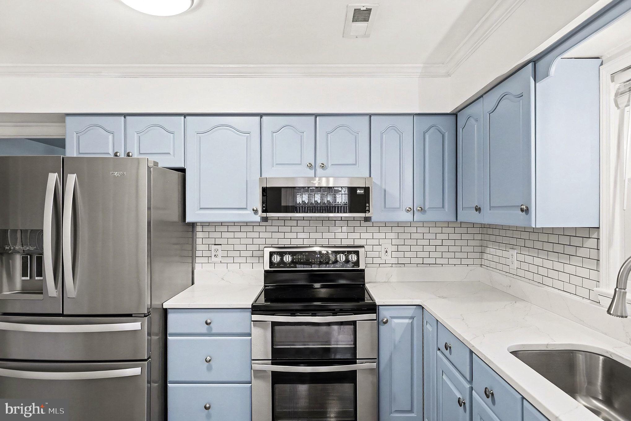 SHERATON HILLS EAST - Residential