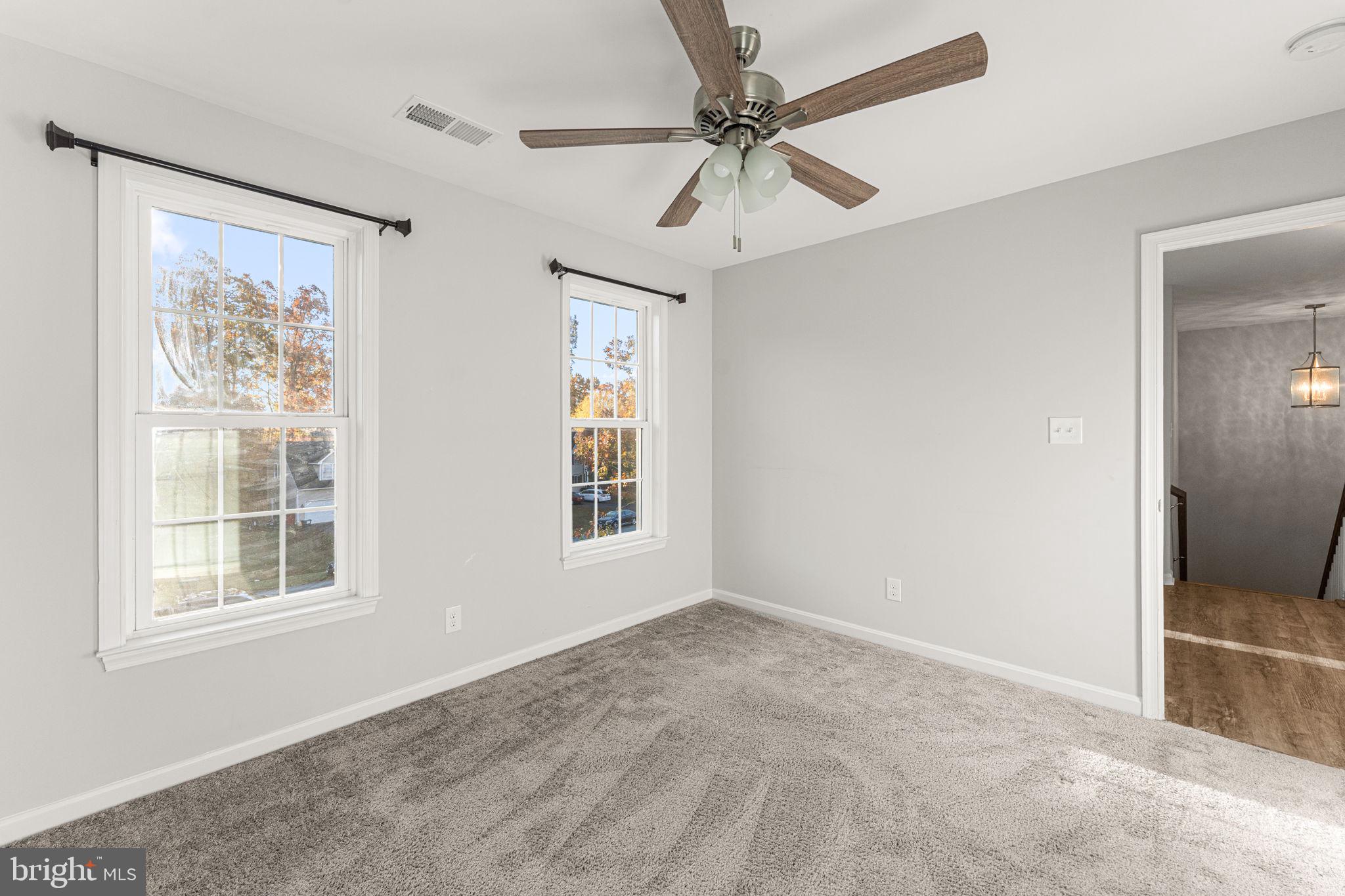 SPRING CREEK - Residential