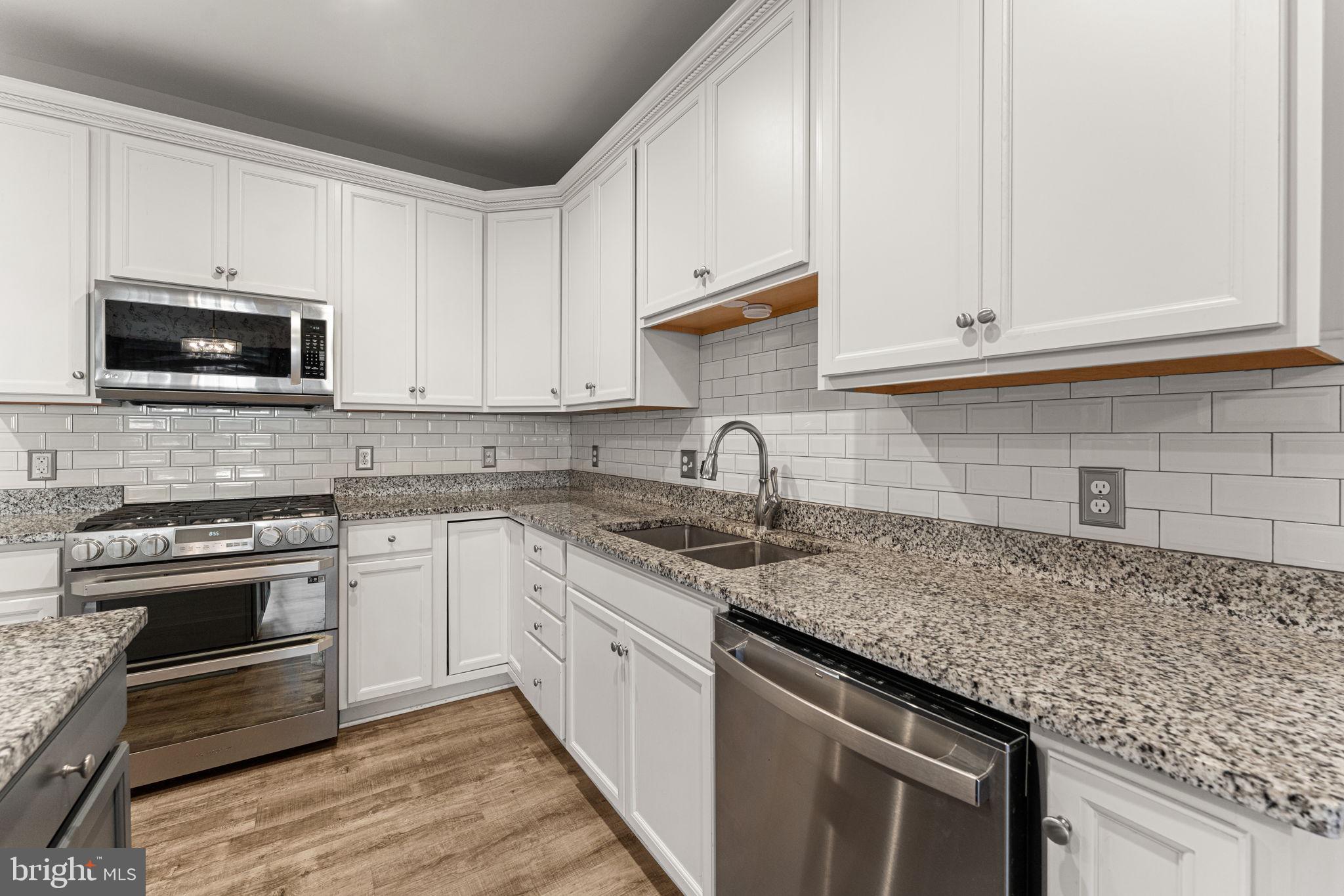 SPRING CREEK - Residential