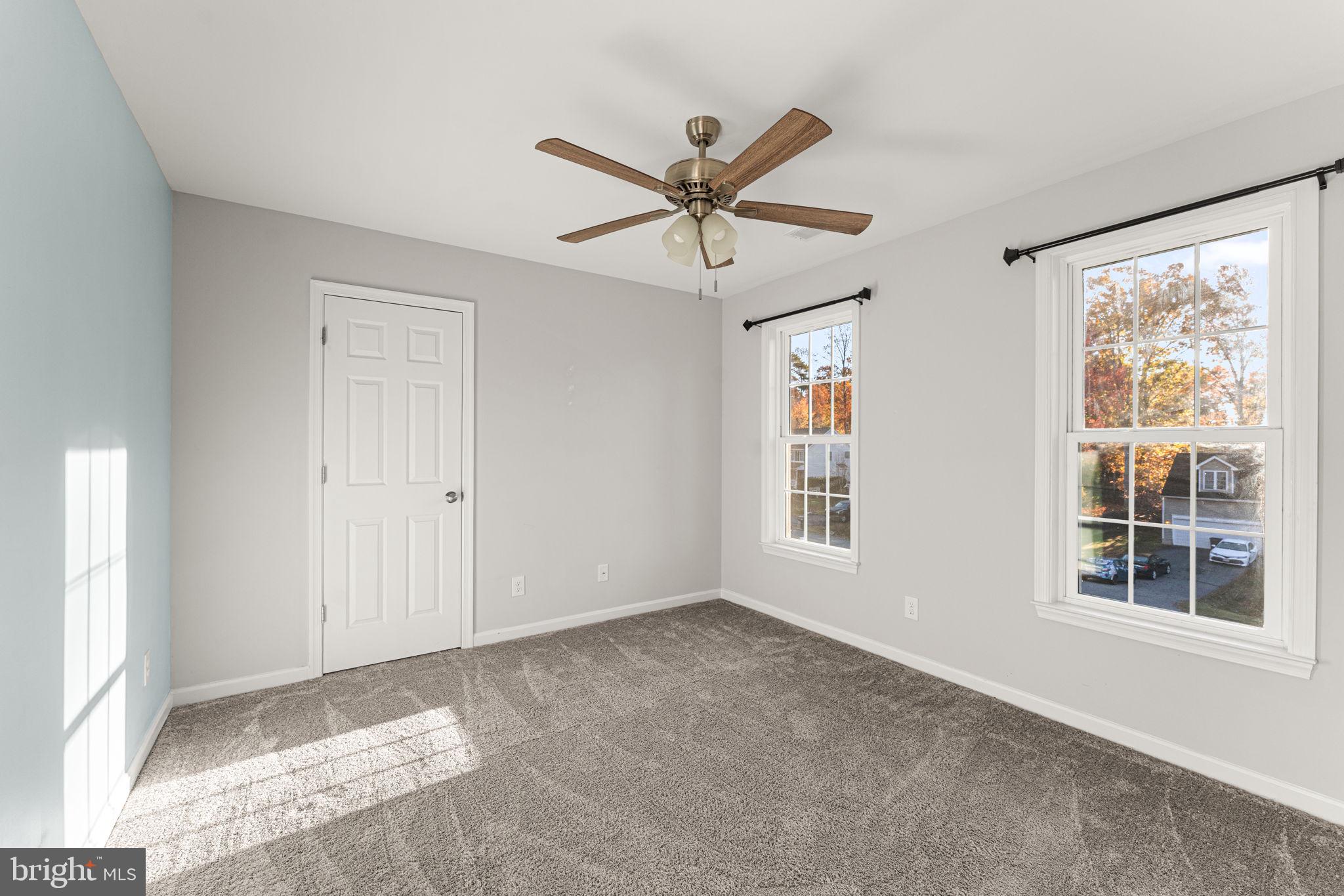 SPRING CREEK - Residential