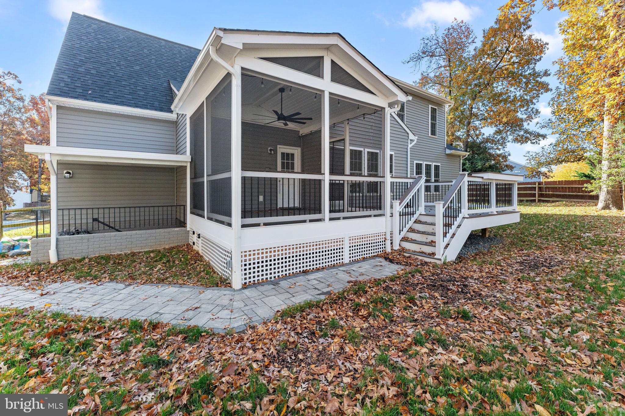 SPRING CREEK - Residential