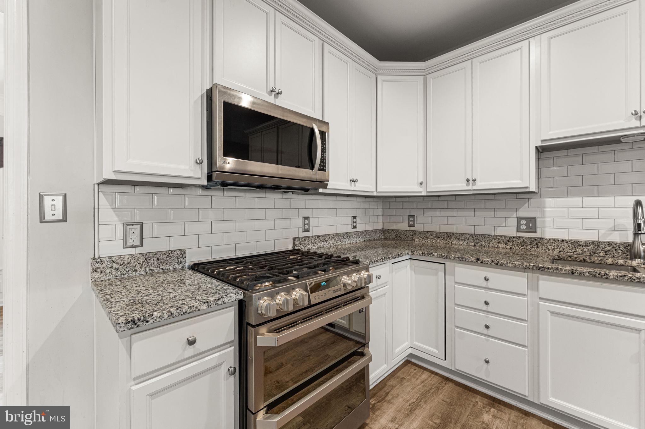 SPRING CREEK - Residential