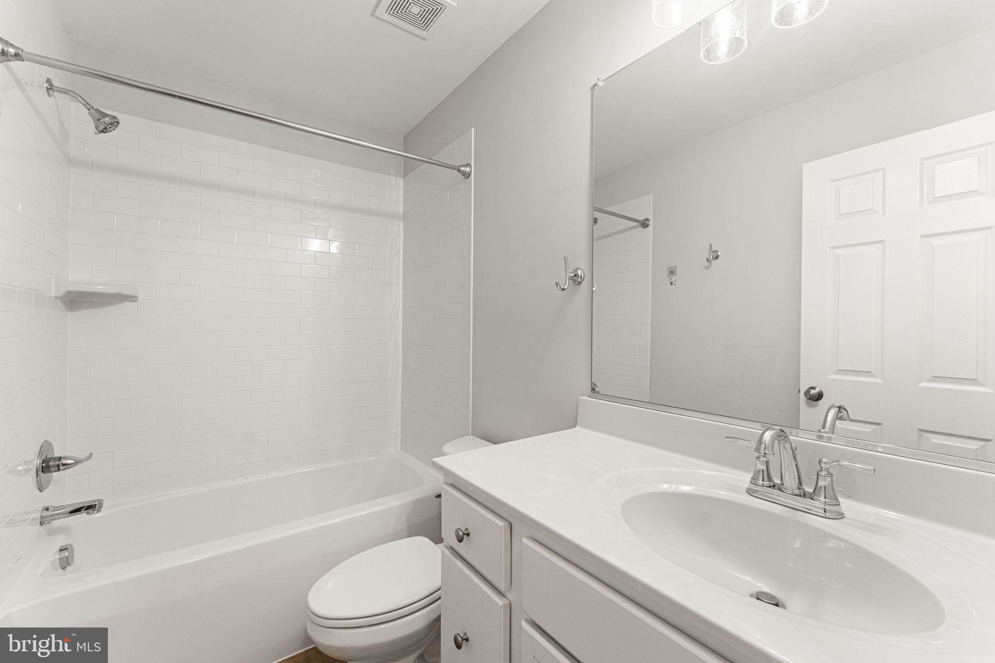 SPRING CREEK - Residential