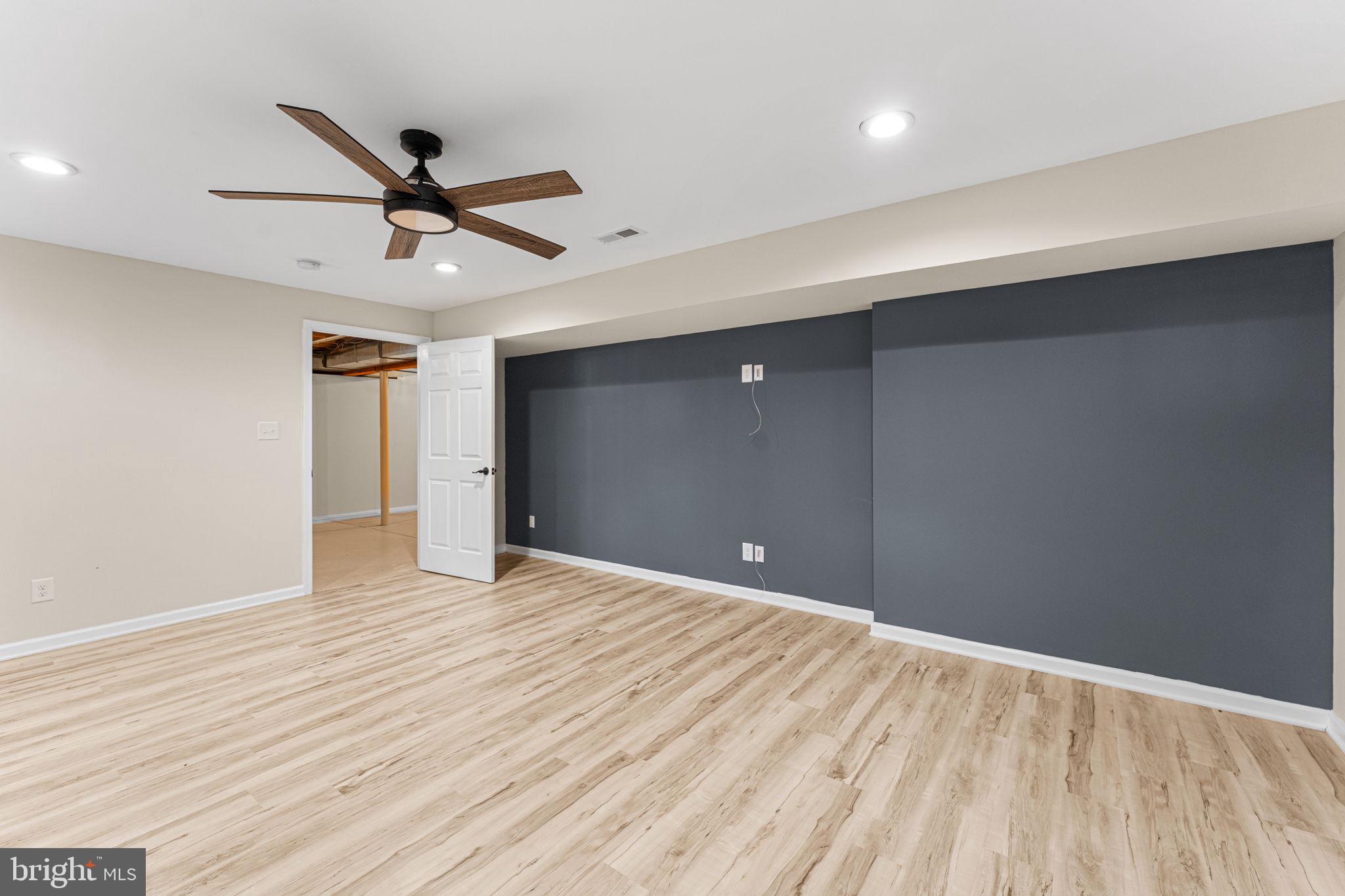 SPRING CREEK - Residential