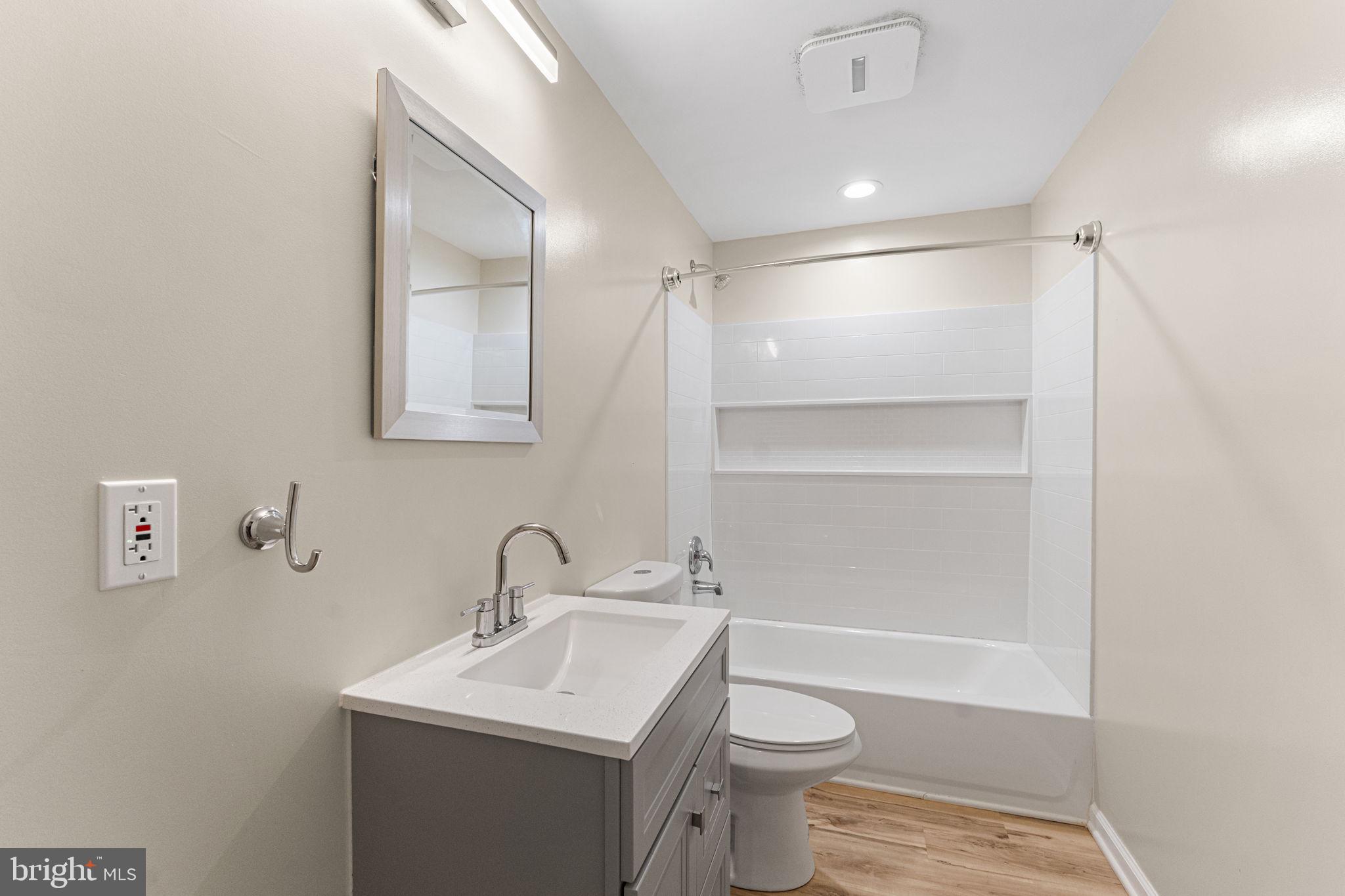 SPRING CREEK - Residential