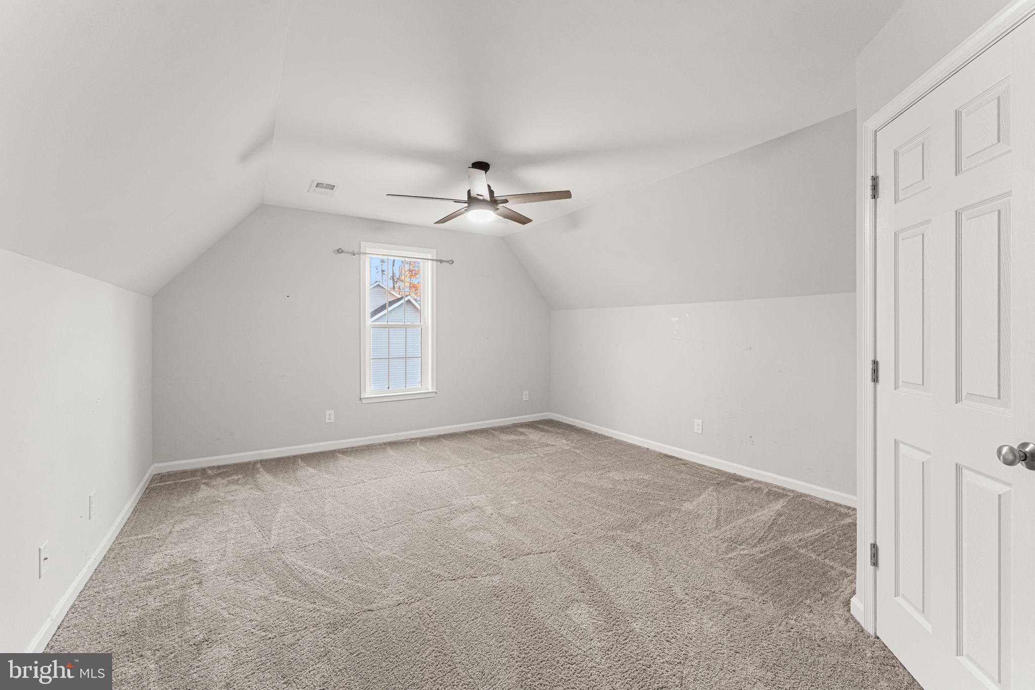 SPRING CREEK - Residential