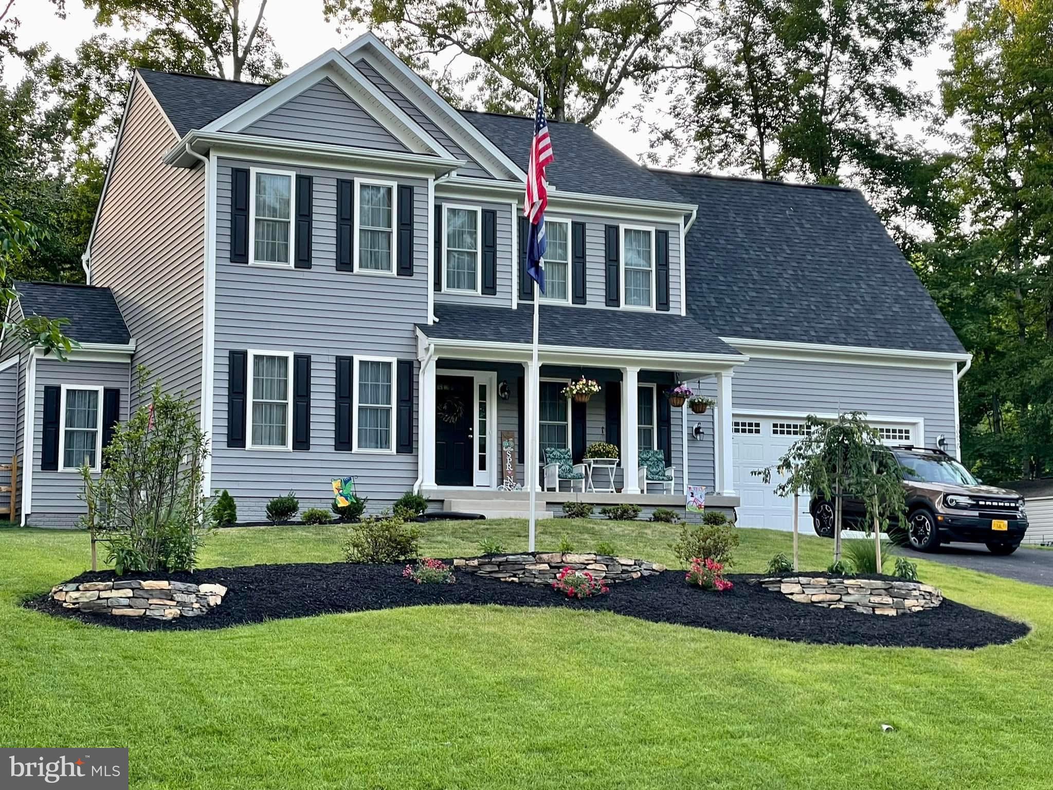 SPRING CREEK - Residential