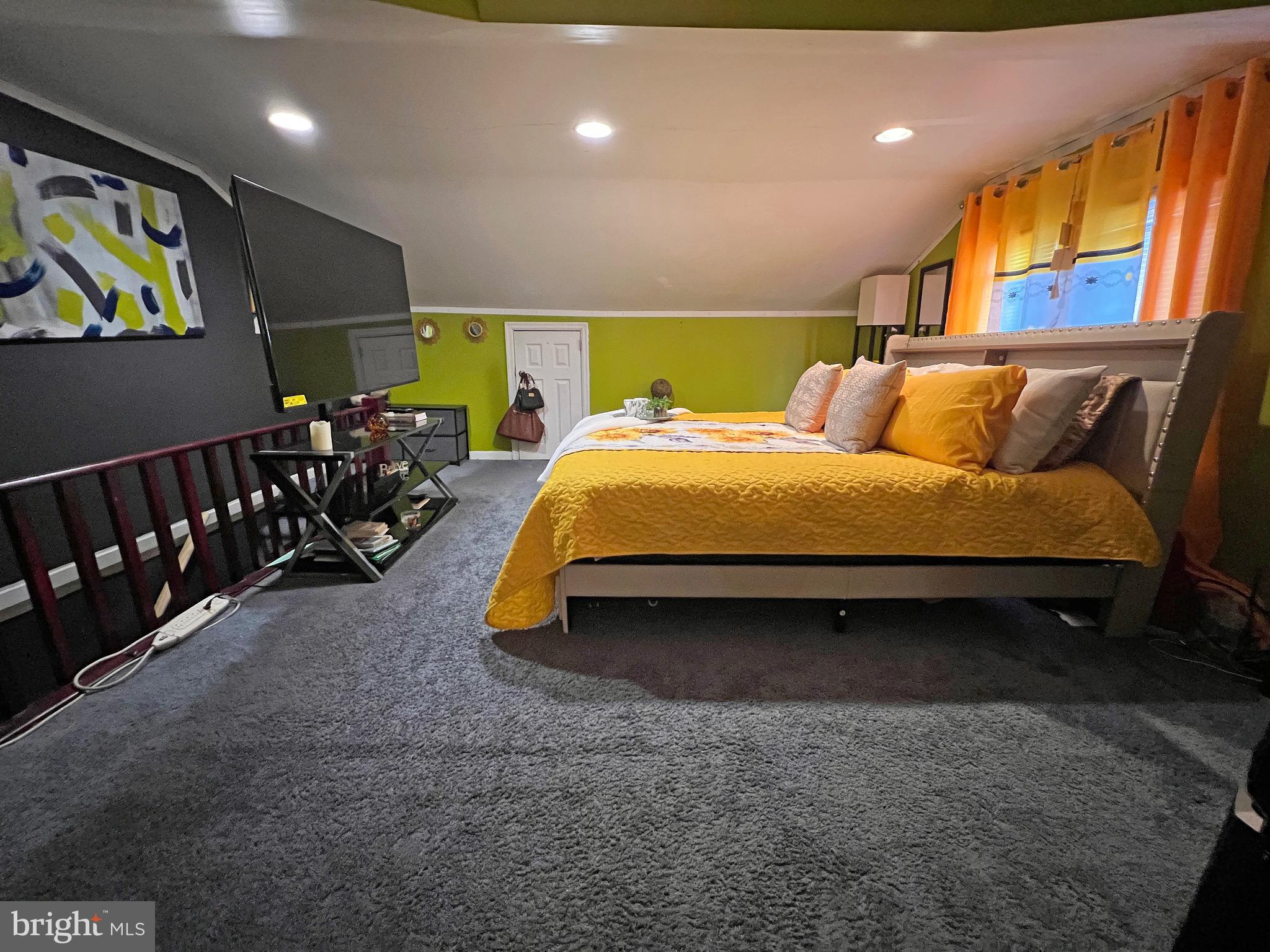 DREXEL HILL - Residential