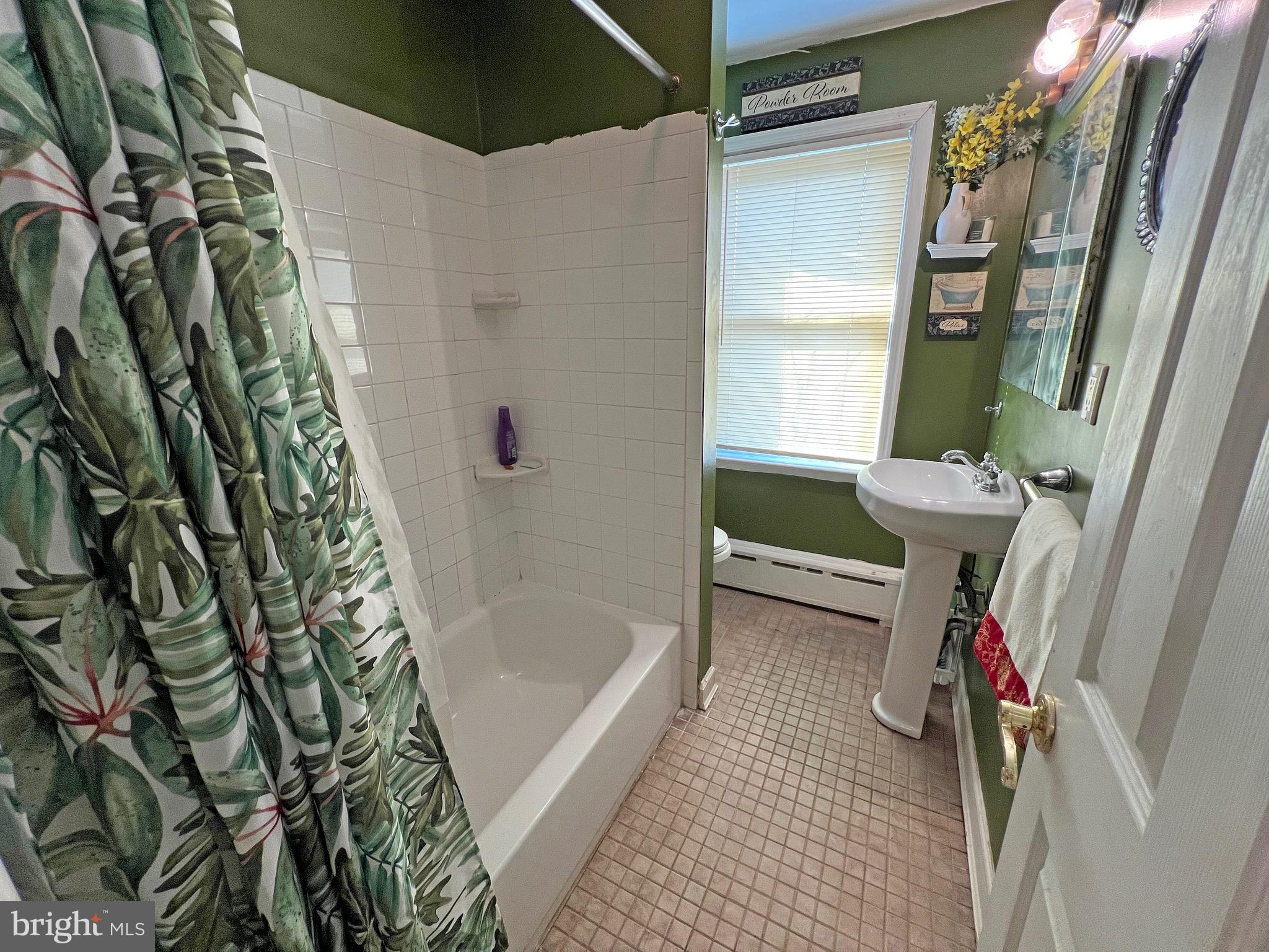 DREXEL HILL - Residential