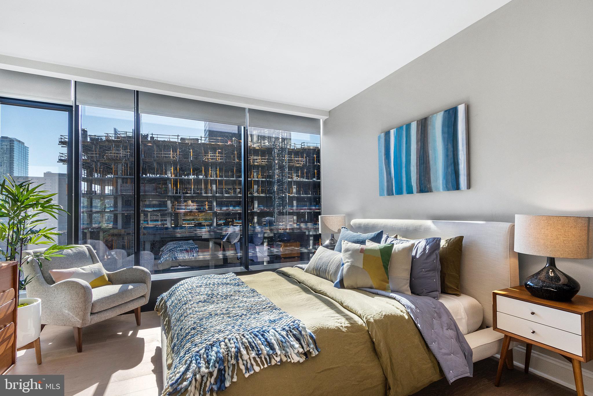 LOGAN SQUARE - Residential Lease