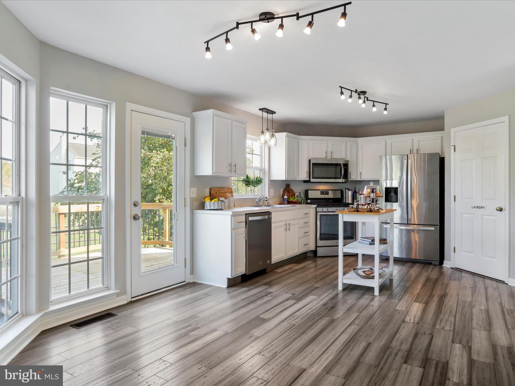 LOCUST HILL - Residential