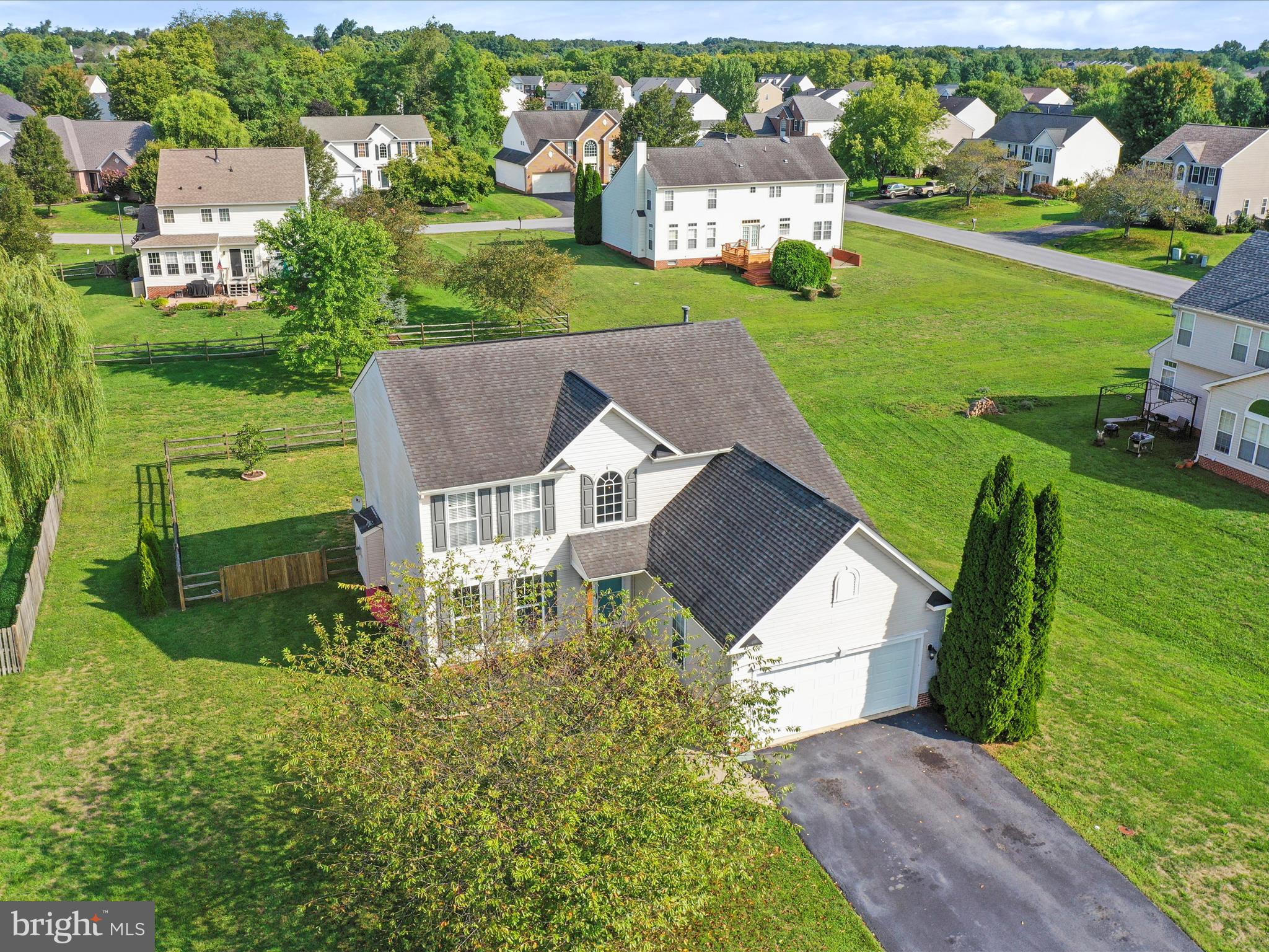 LOCUST HILL - Residential